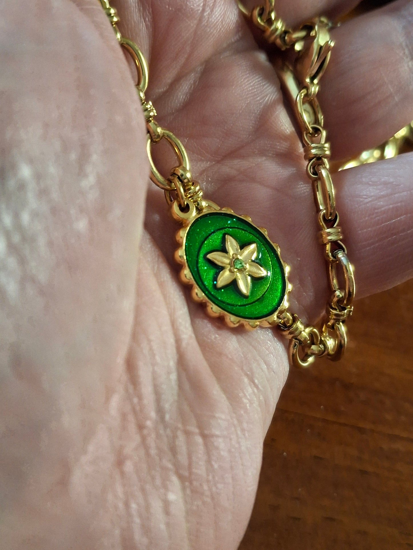 Bracelet chaîne acier inoxydable stainless steel 316 et pendentif email coloré stainless steel 316 sur mesure