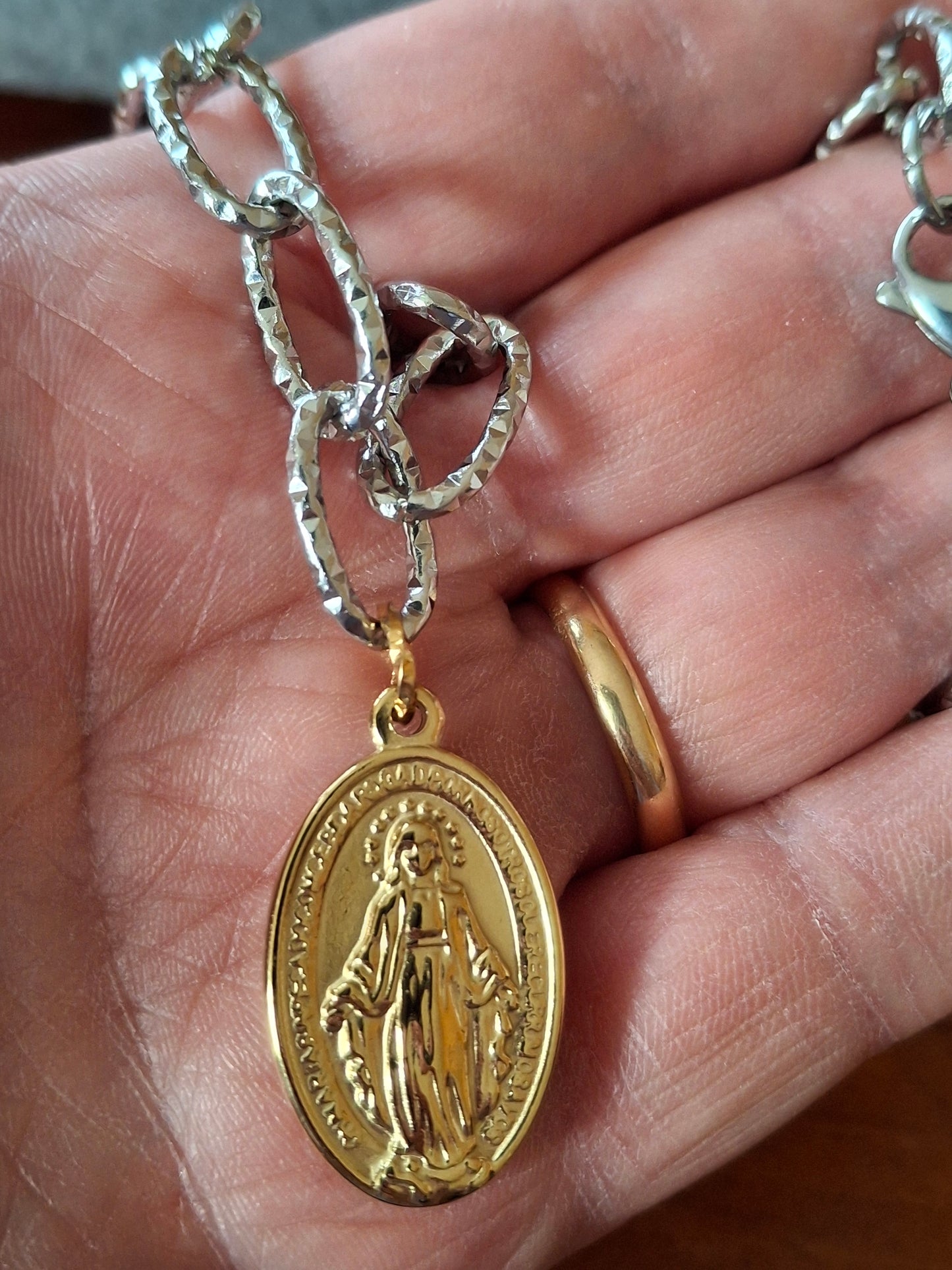 Collier chaîne acier inoxydable stainless steel 316 madone stainless steel 316 polie