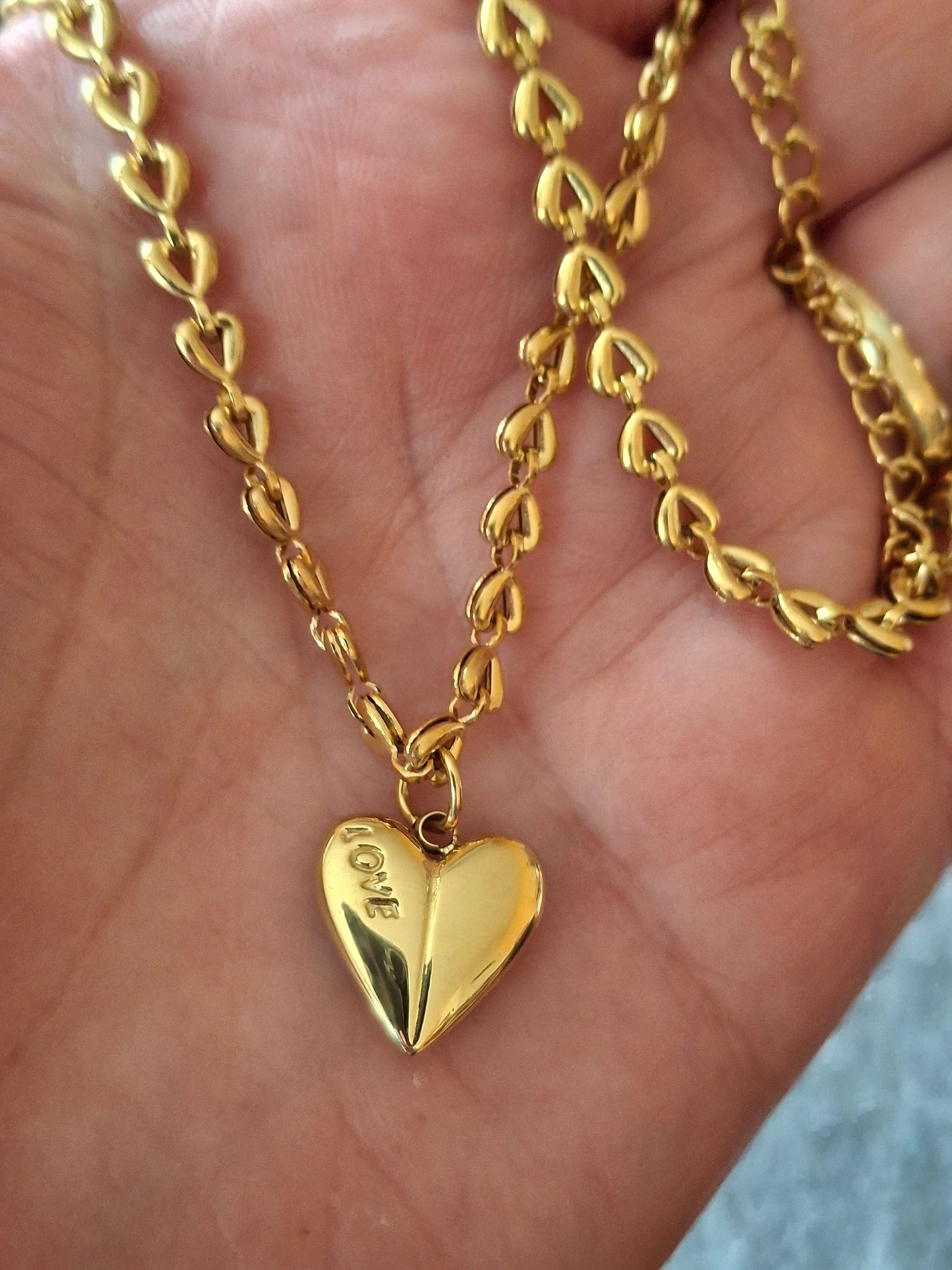 Collier chaîne dorée acier inoxydable stainless steel 316 motif cœur, pendentif coeur stainless steel 316 poli