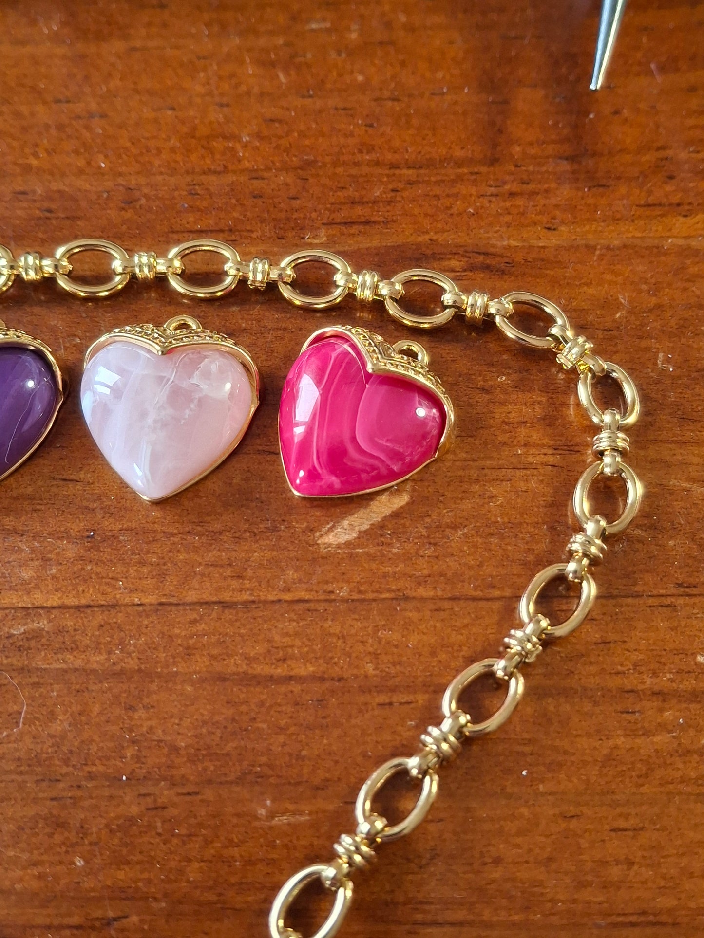 Bracelet chaîne maille gourmette acier inoxydable stainless steel 316 sur mesure grand cœur stainless steel 316 et résine colorée