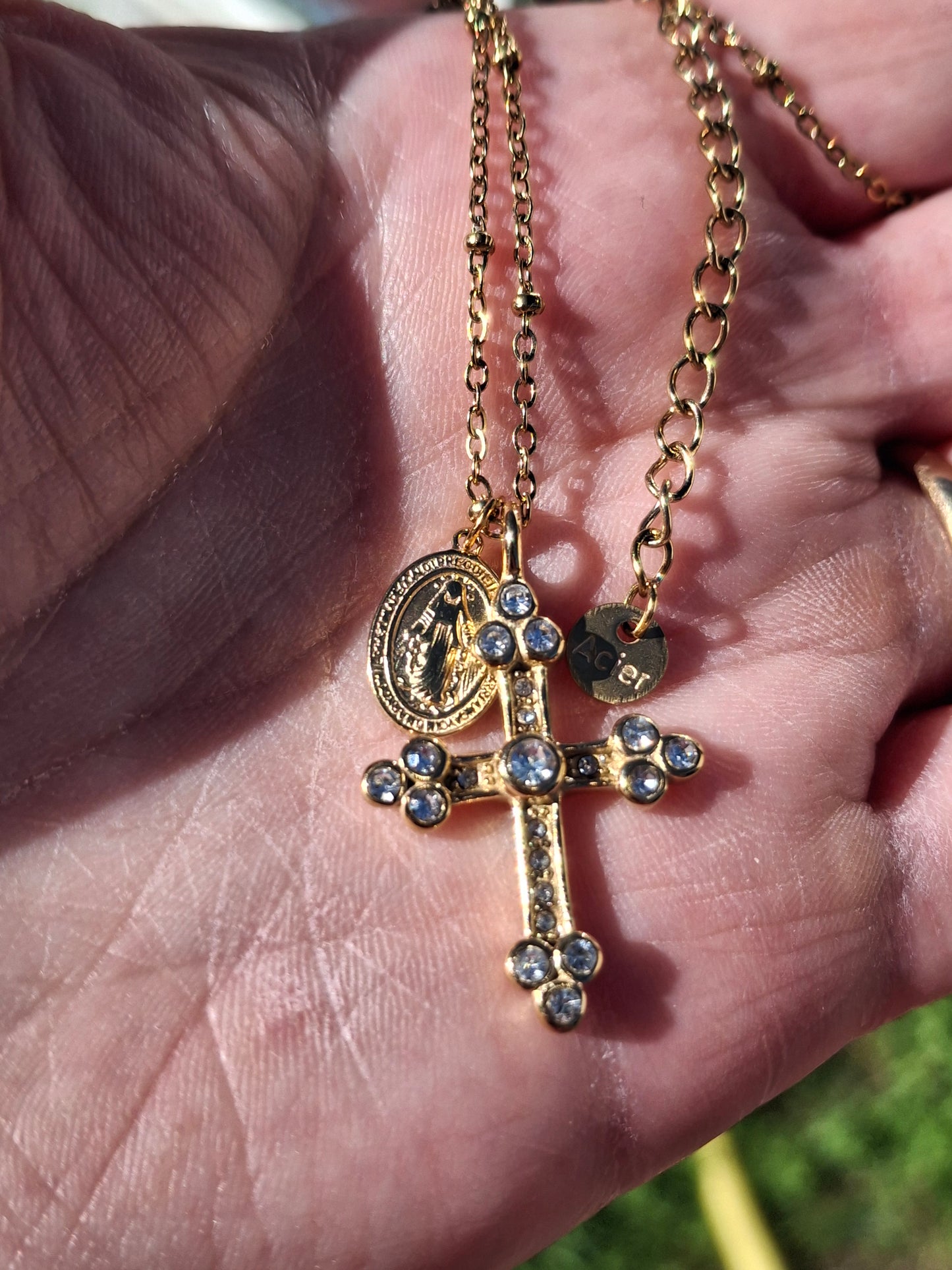 Collier stainless steel 316,croix et madone stainless steel 316