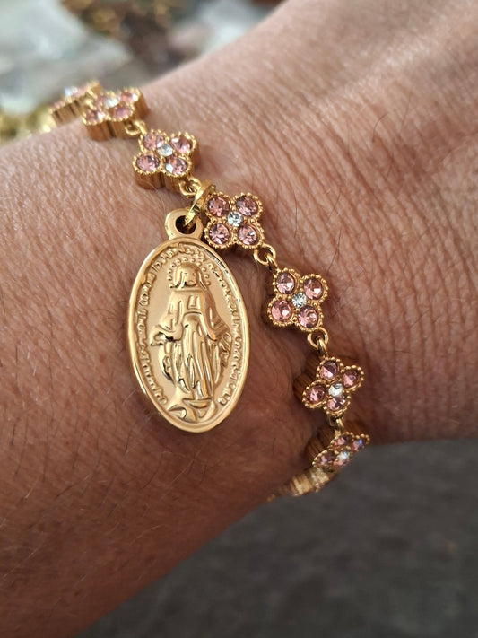 Bracelet chaîne acier inoxydable stainless steel trèfle serti cristal rose, médaille madone stainless steel polie 316 réglable