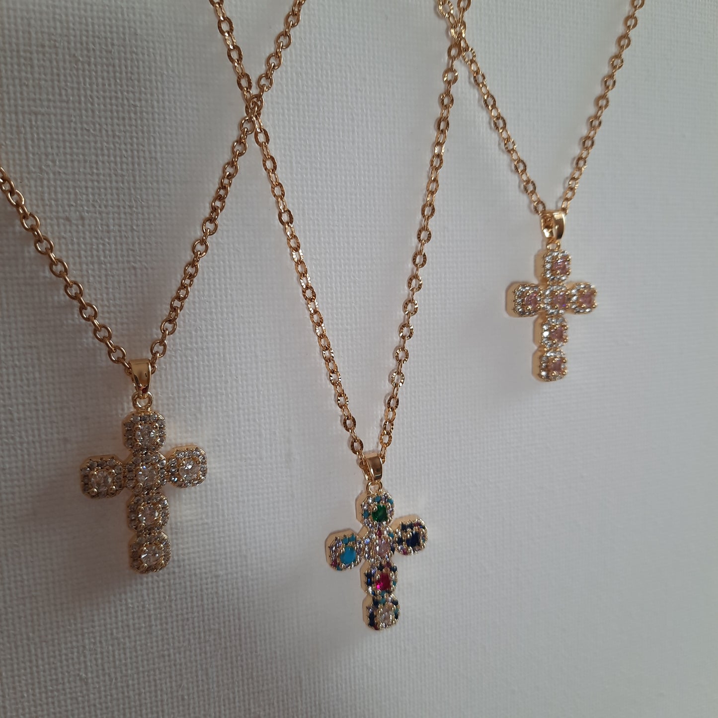 Collier chaîne acier inoxydable et pendentif croix plaqué or 18K