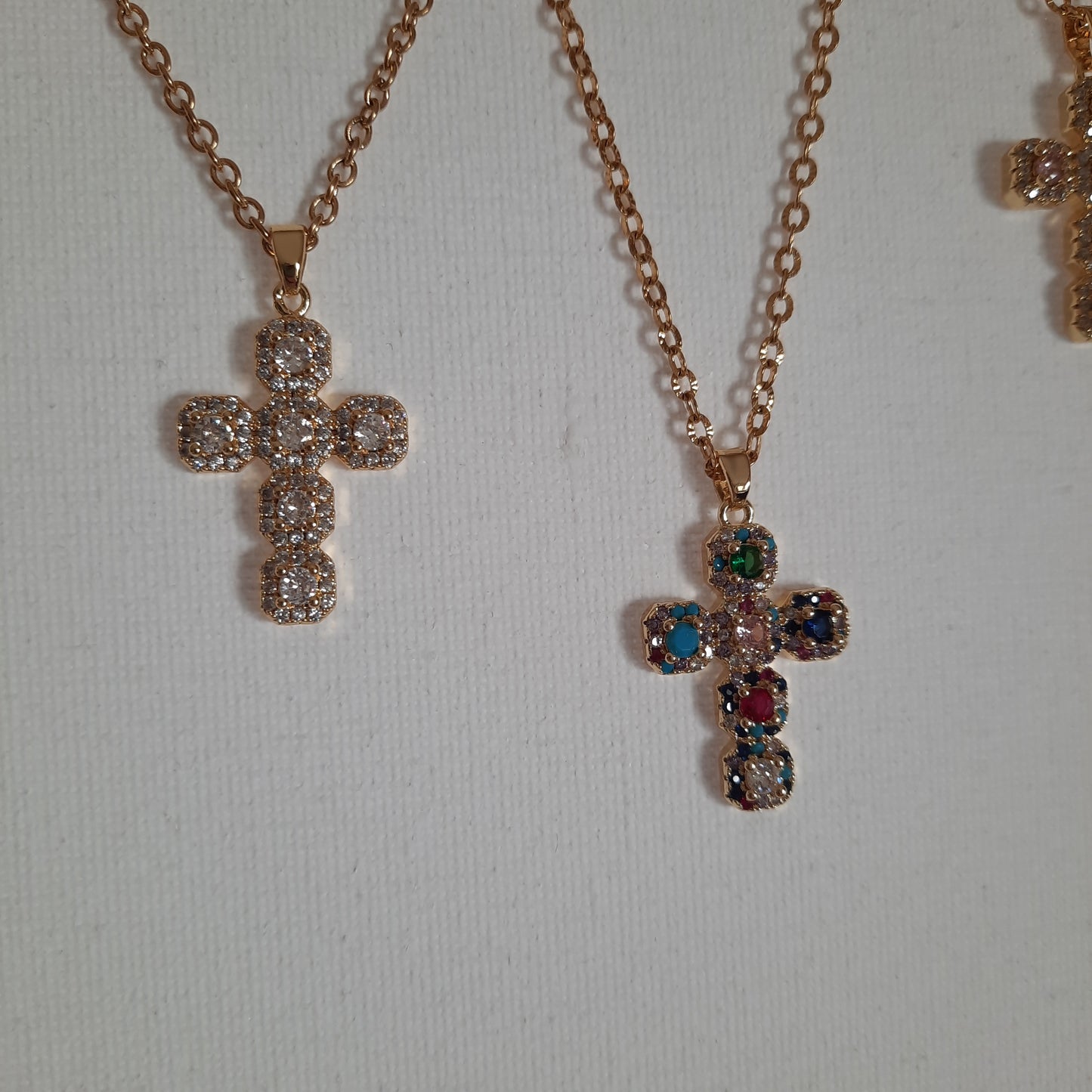 Collier chaîne acier inoxydable et pendentif croix plaqué or 18K