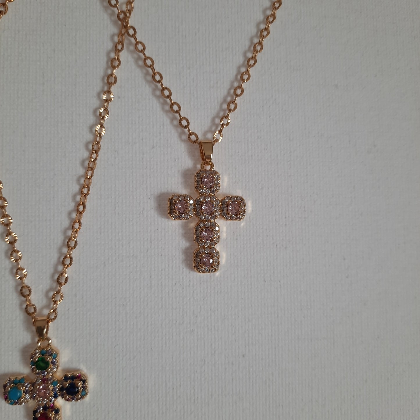 Collier chaîne acier inoxydable et pendentif croix plaqué or 18K