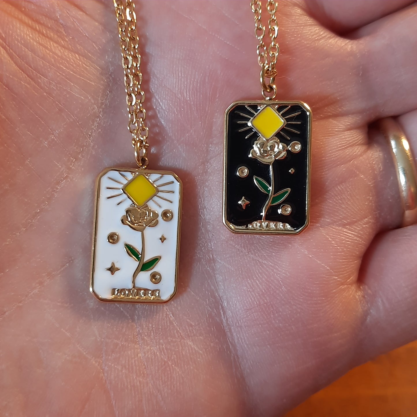 Collier chaîne dorée acier inoxydable stainless steel 316 pendentif carte stainless steel 316