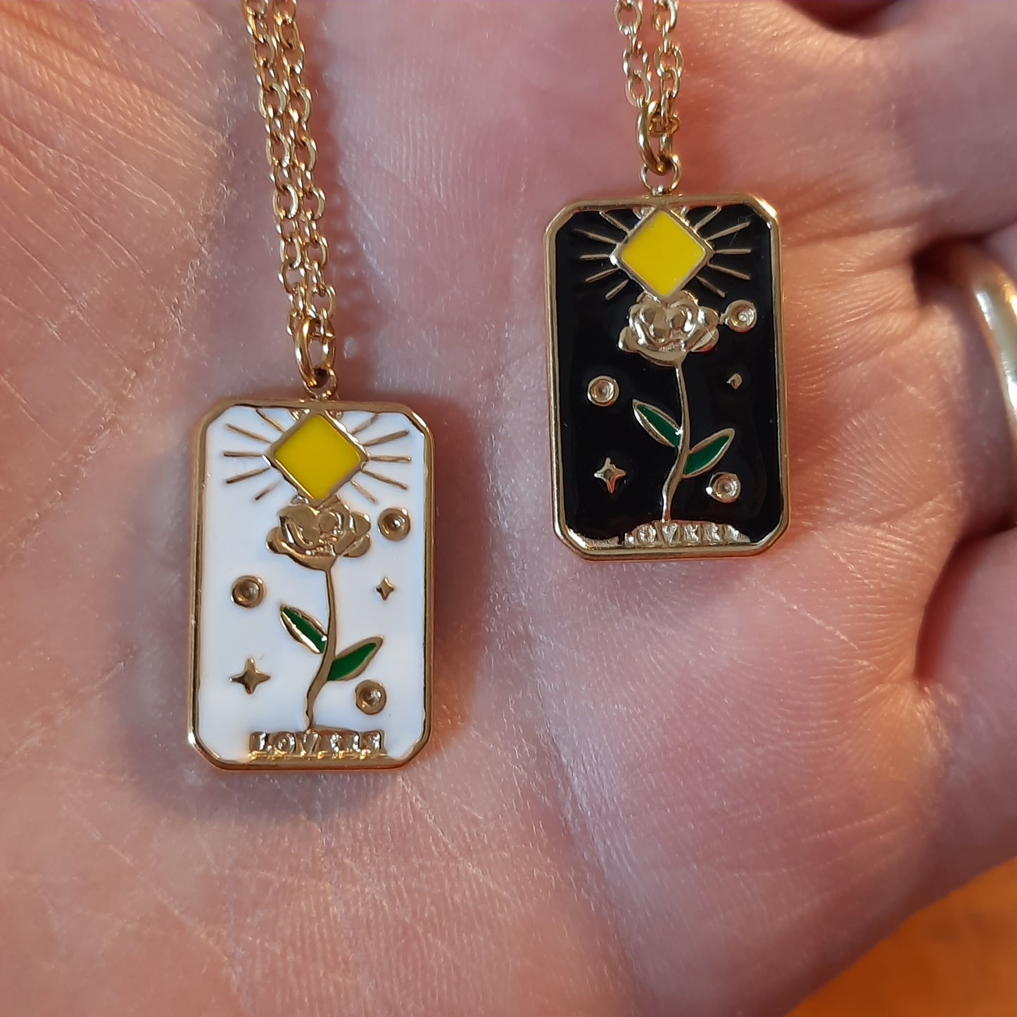 Collier chaîne dorée acier inoxydable stainless steel 316 pendentif carte stainless steel 316