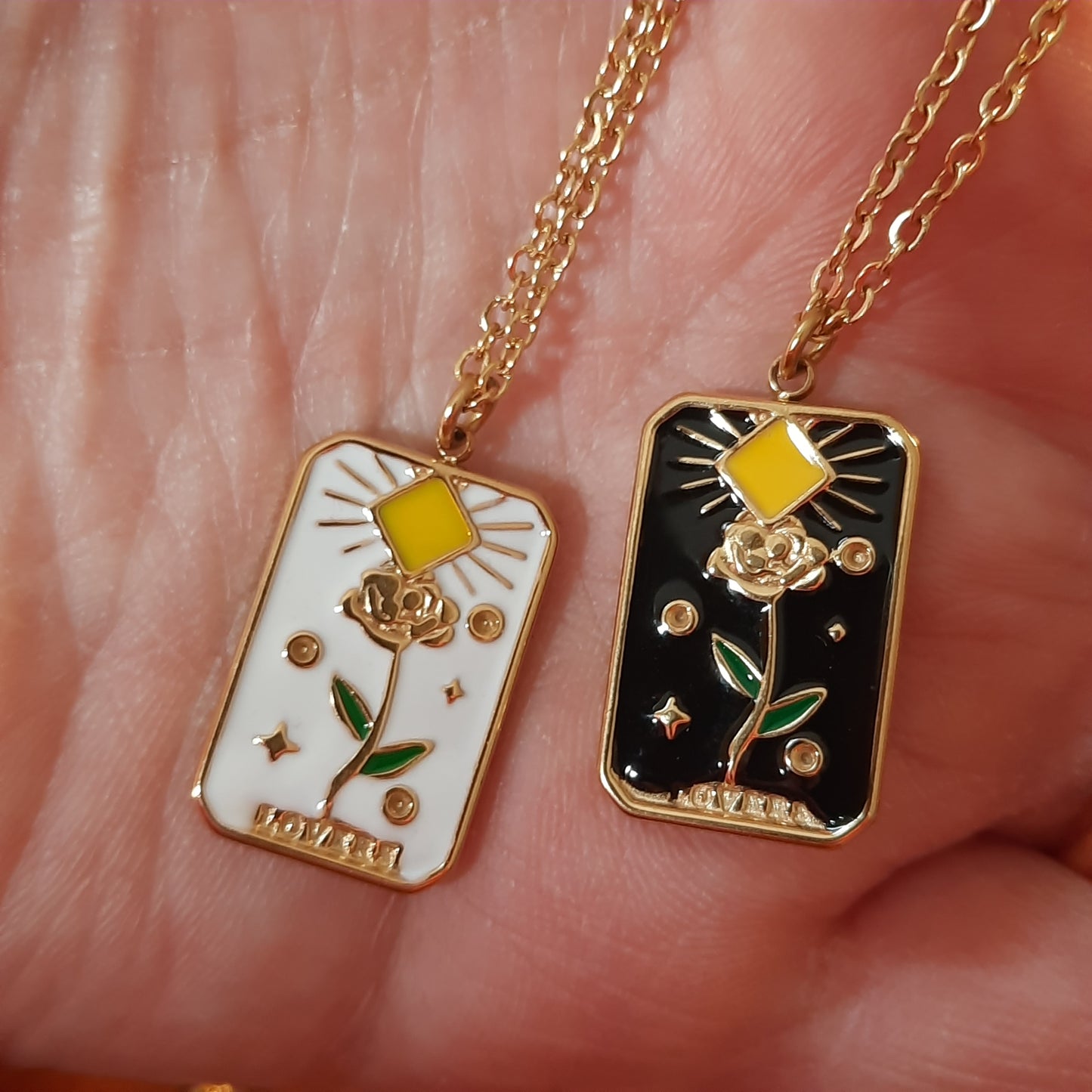 Collier chaîne dorée acier inoxydable stainless steel 316 pendentif carte stainless steel 316