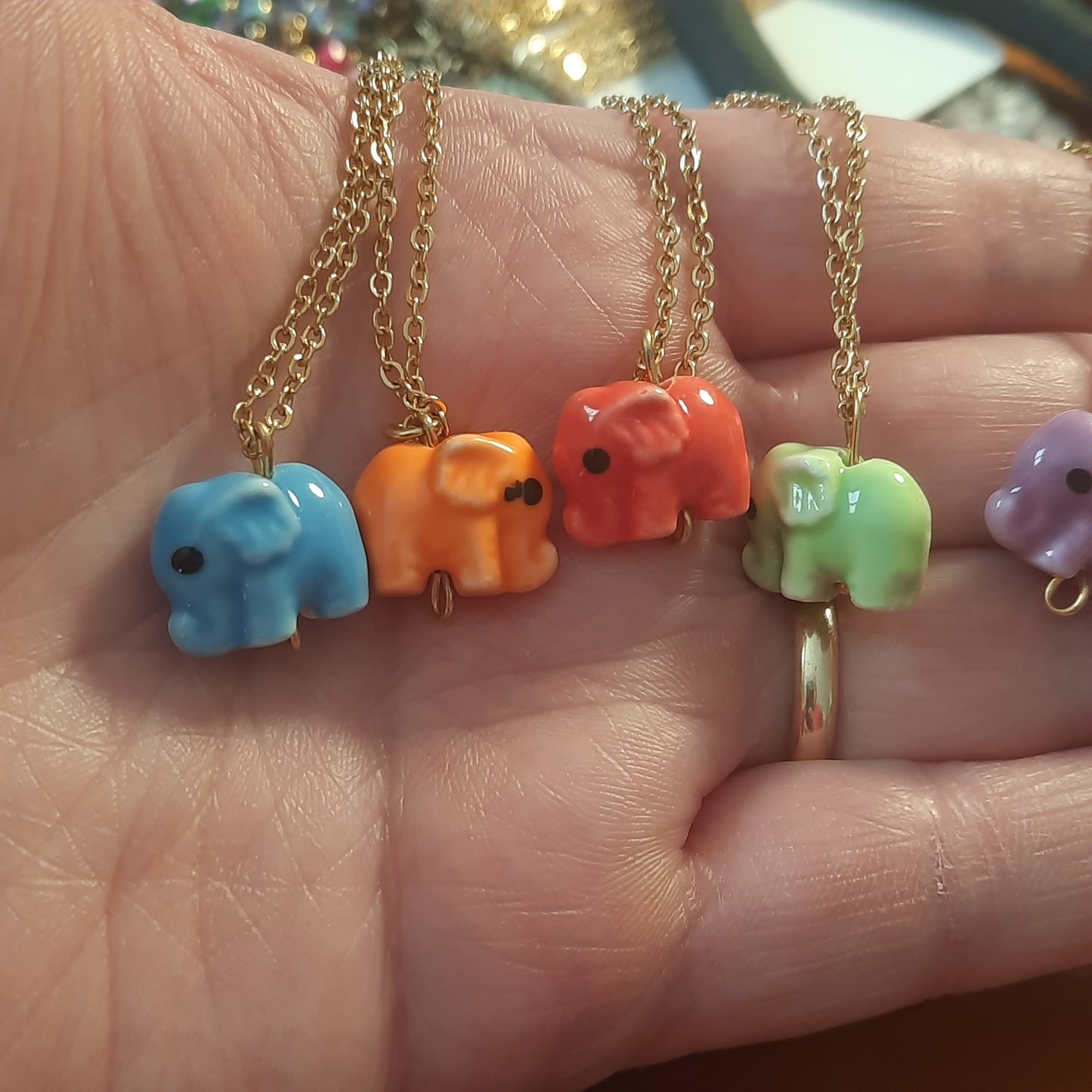 Collier chaîne dorée acier inoxydable stainless steel 316 pendentif éléphant en céramique