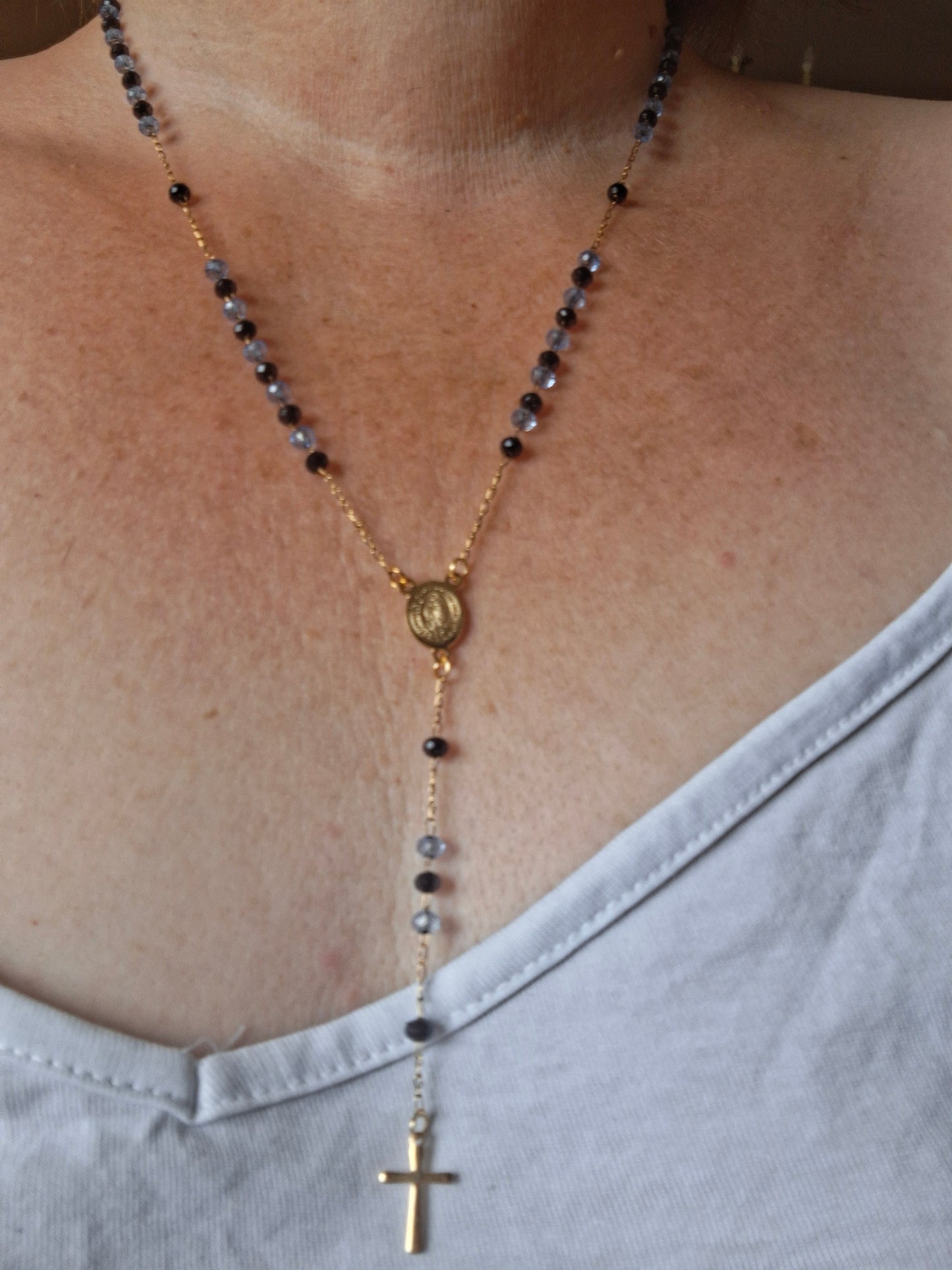 Collier chapelet, Collier lasso en acier inoxydable stainless steel 316 et perles en cristal madone et croix
