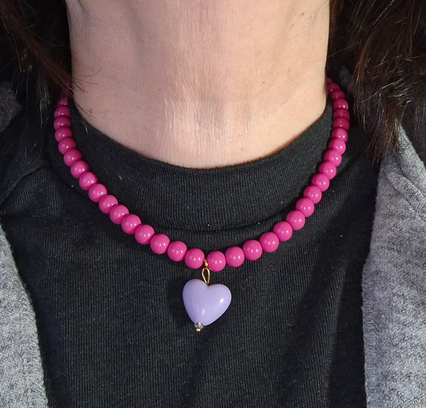 Collier perles acrylique et coeur handmade