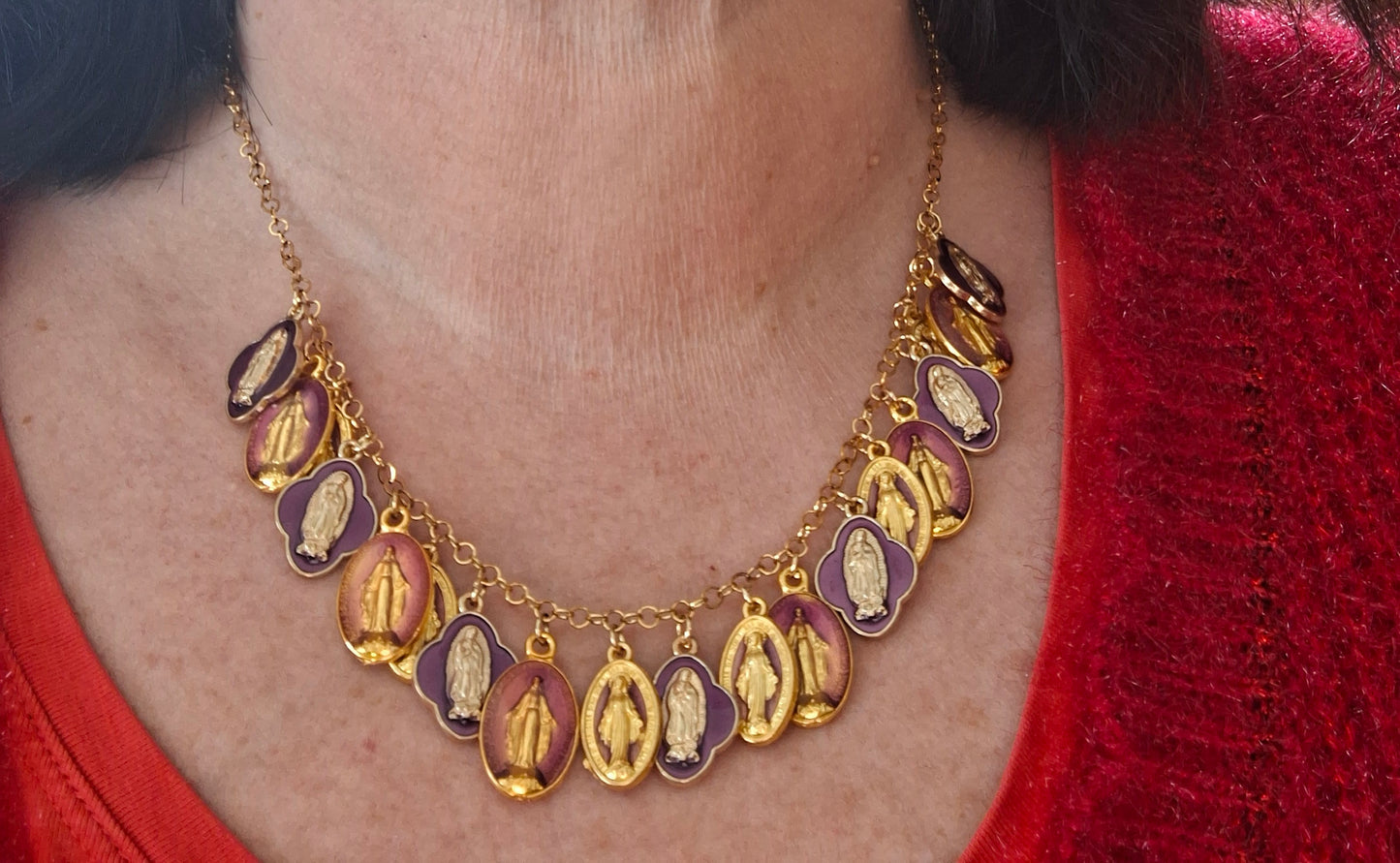 Collier chaîne rolo acier inoxydable stainless steel plaqué or et breloques madone handmade