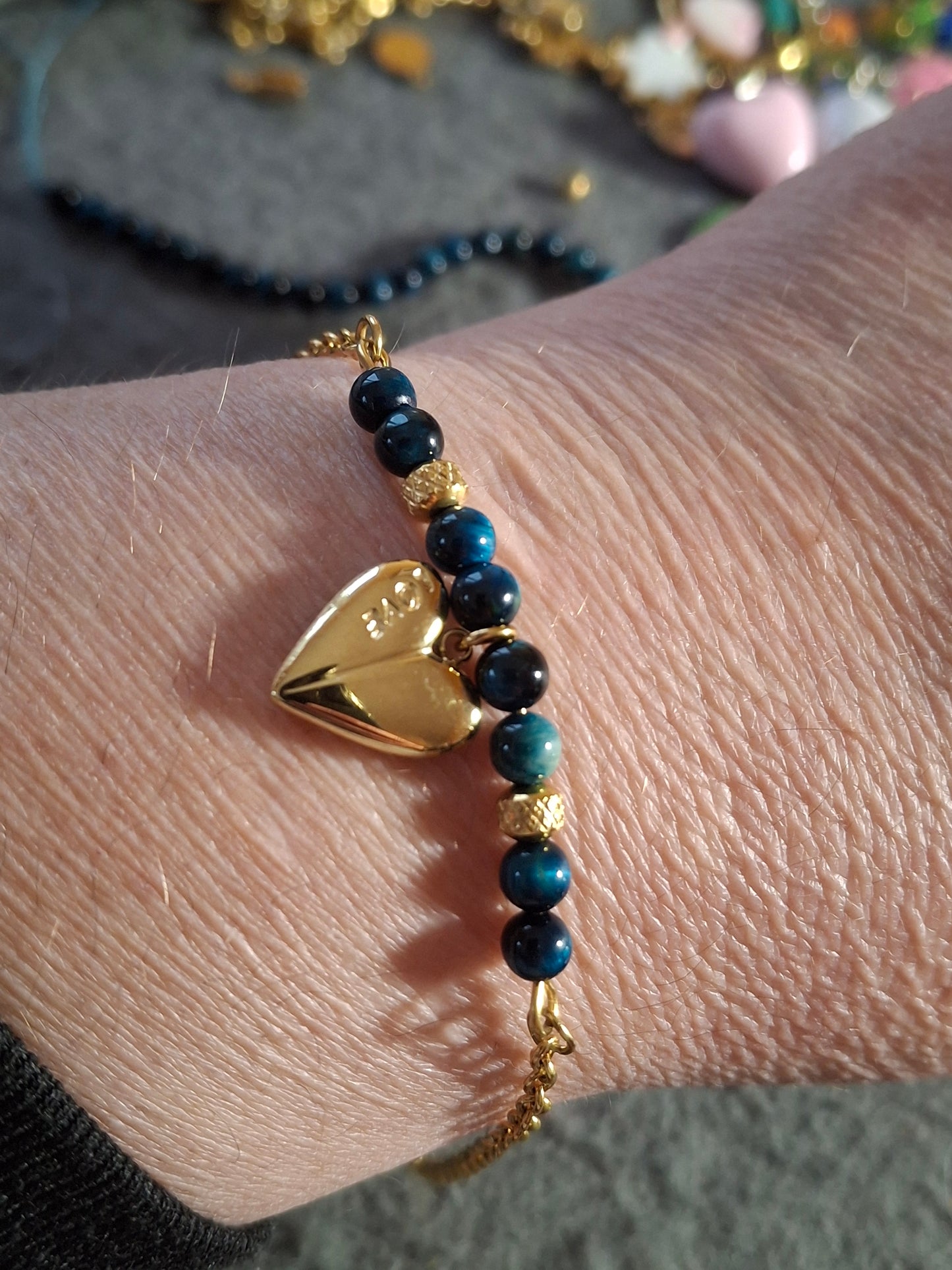 Bracelet chaîne acier inoxydable stainless steel 316 ,perles œil du tigre bleu handmade sur mesure