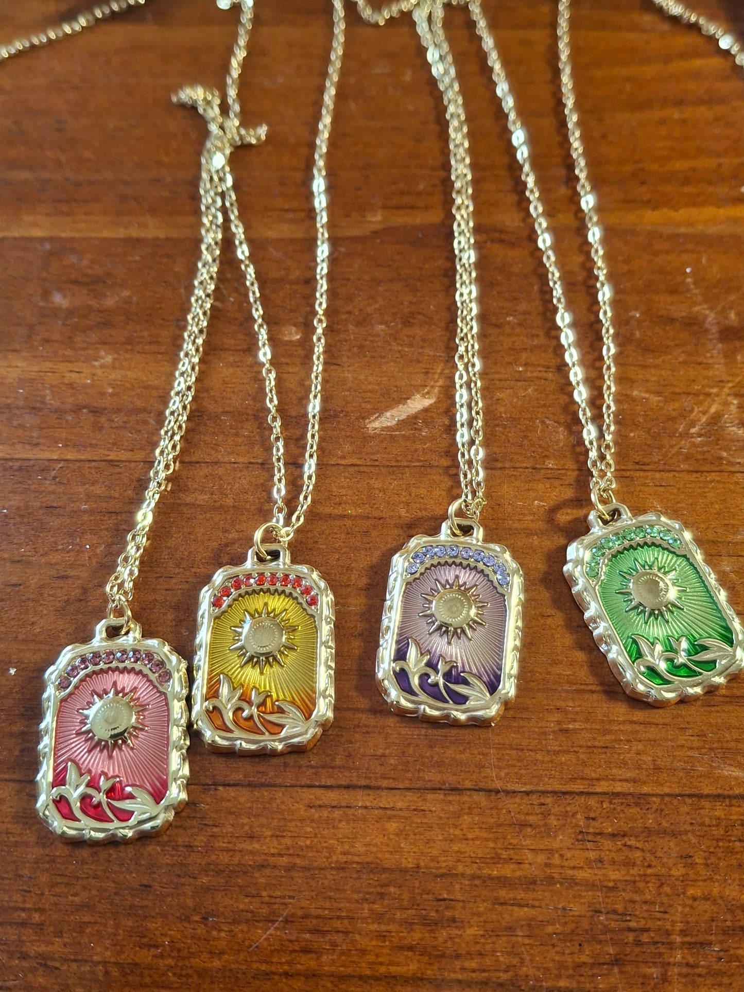 Collier chaîne dorée acier inoxydable stainless steel pendentif stainless steel