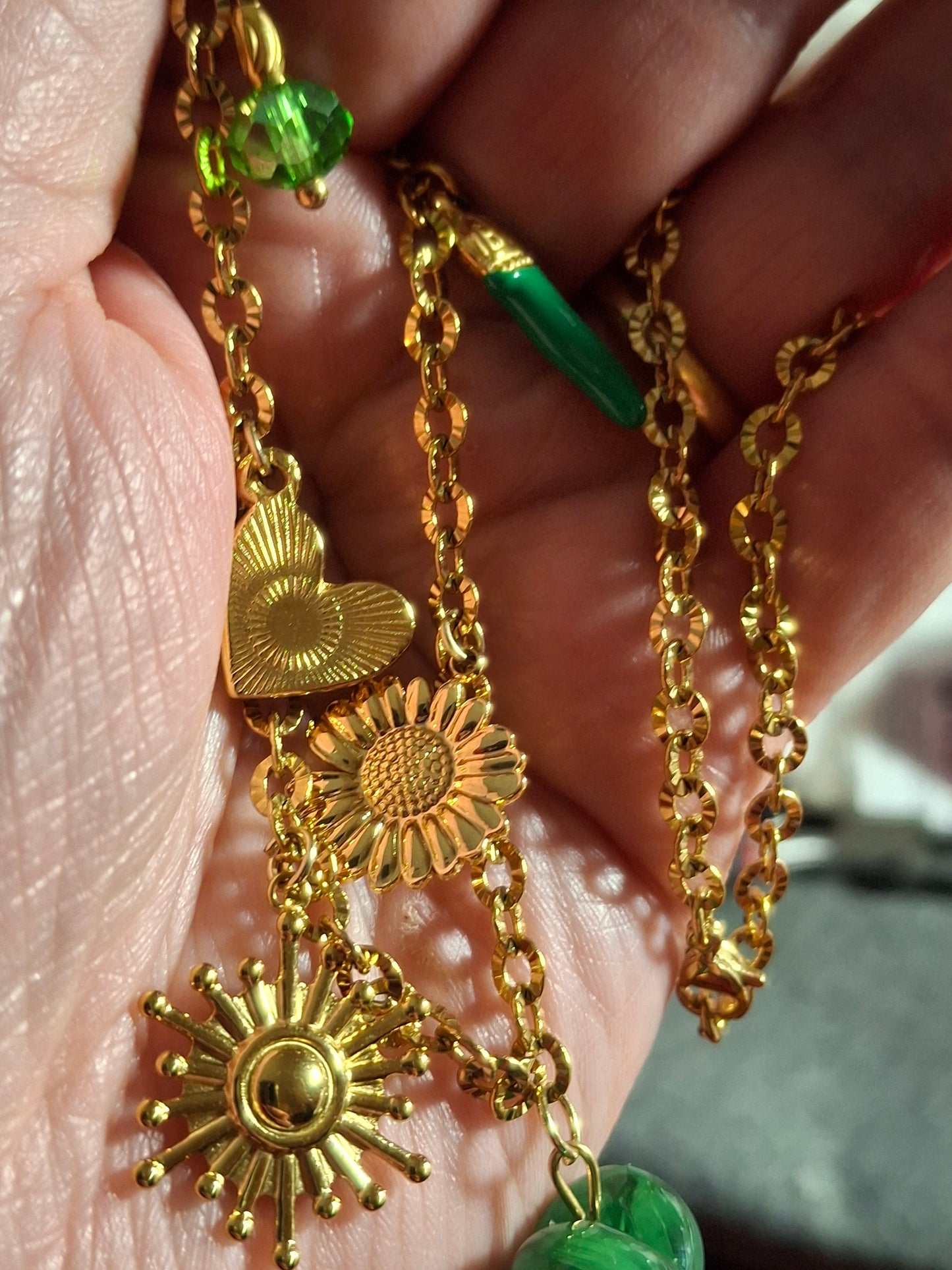 Collier chaîne dorée acier inoxydable stainless steel 316 et breloques handmade sur mesure