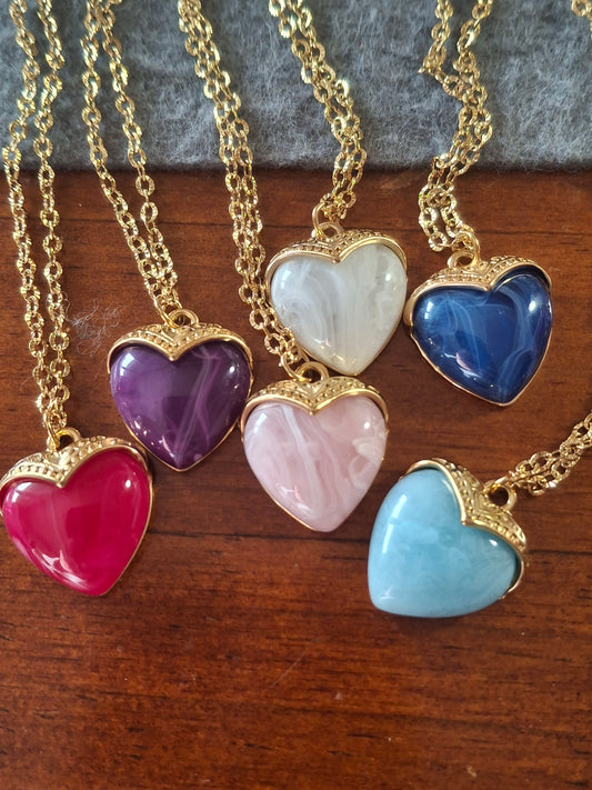 Collier chaîne striée stainless steel 316 coeur stainless steel 316 et résine