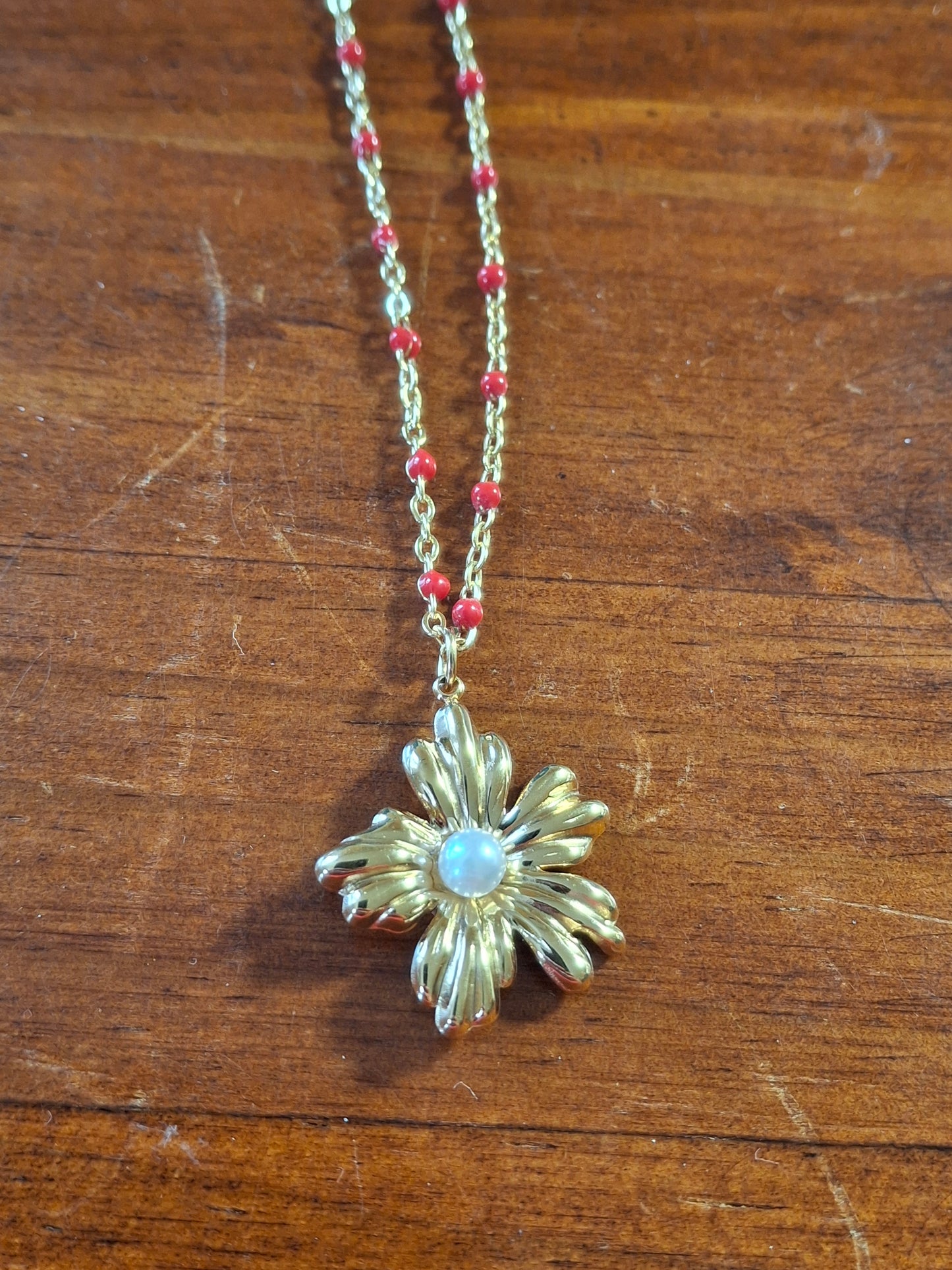 Collier chaîne dorée acier inoxydable et fleur stainless steel