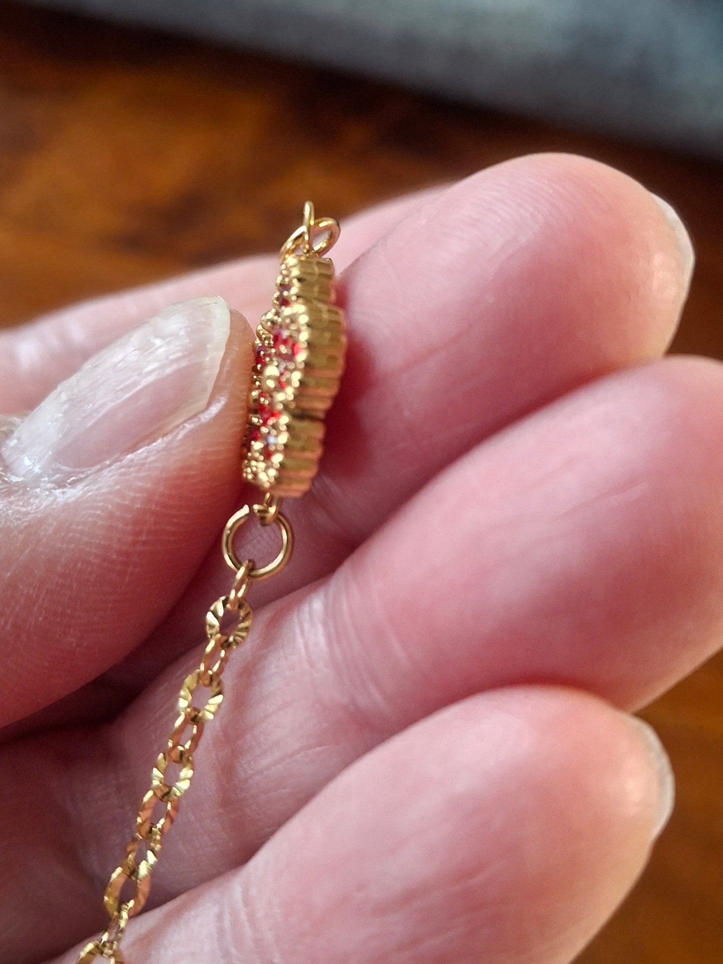 Bracelet chaîne acier inoxydable stainless steel 316 et fleur de prunier stainless steel 316 sertie zirconium sur mesure