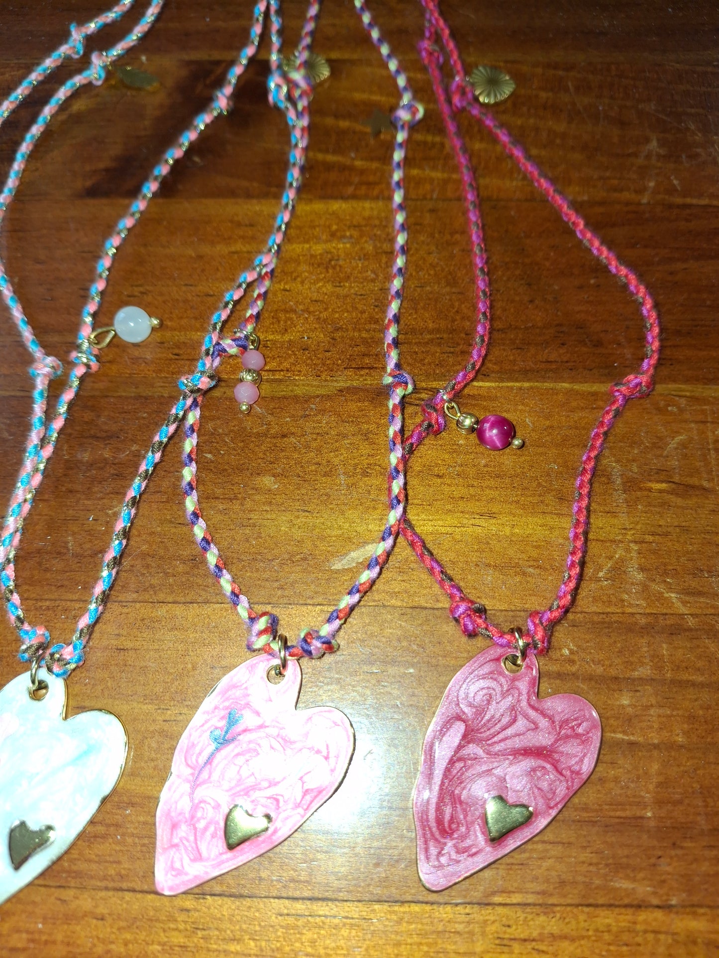 Collier cordon tressé réglable ajustable handmade, pendentif coeur stainless steel 316 et email