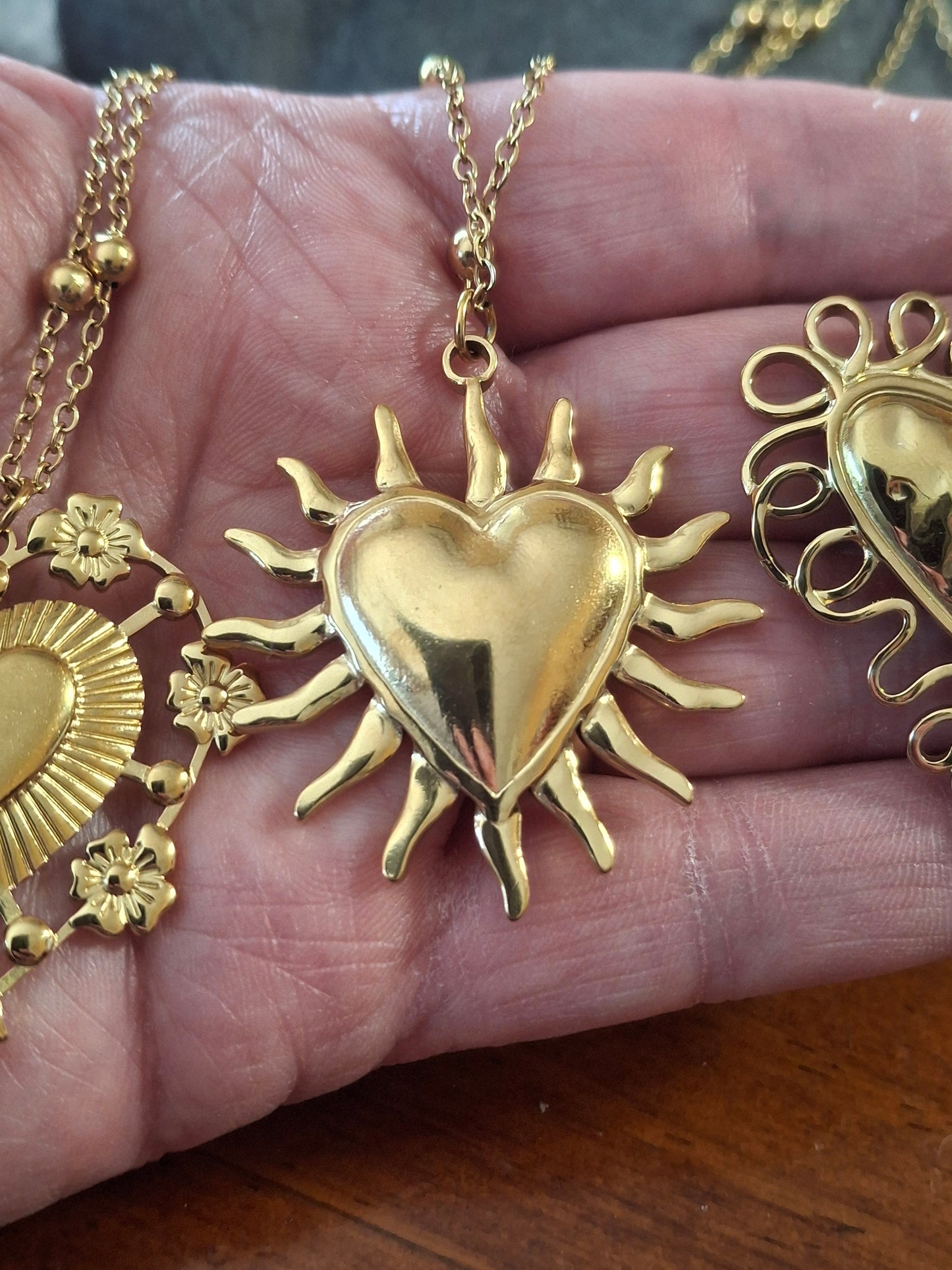 Halskette, lange Kette aus Edelstahl 316 und großer Herzanhänger aus Edelstahl 316