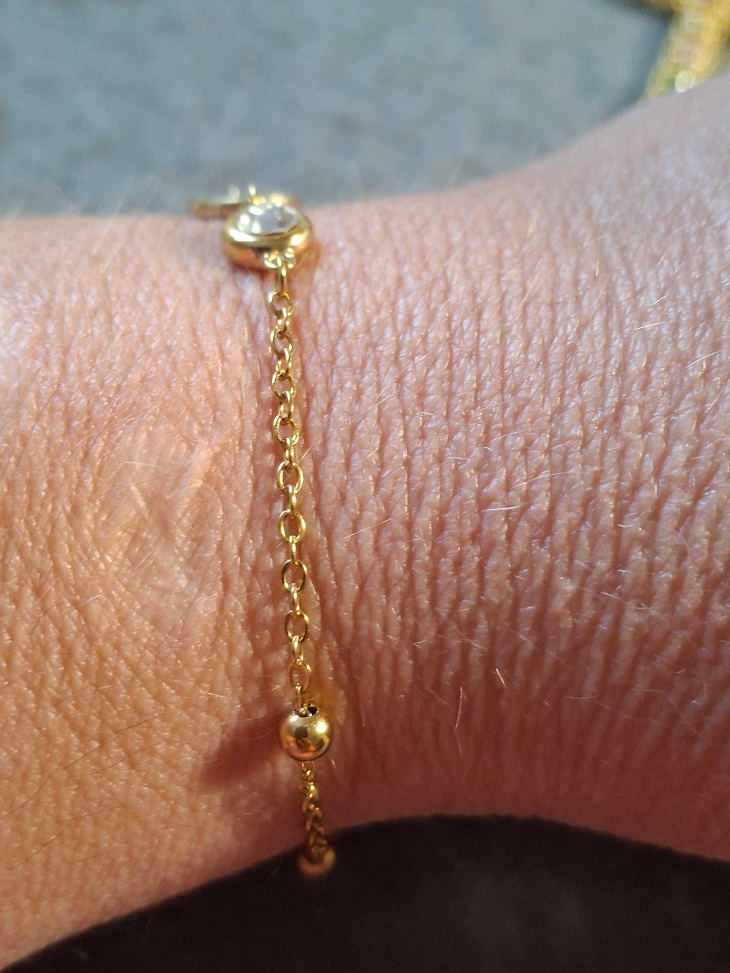 Bracelet chaîne acier inoxydable stainless steel 316 connecteur cristal blanc et madone stainless steel 316 handmade sur mesure