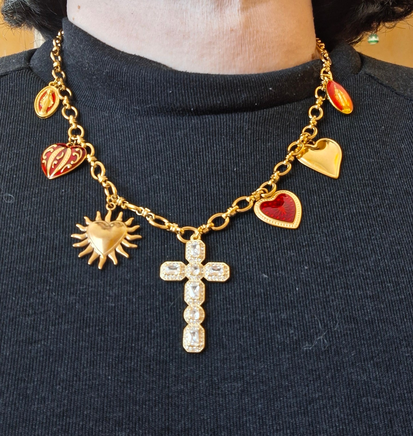 Sautoir chaîne maille gourmette acier inoxydable stainless steel breloques et croix plaqué or 18K handmade réglable