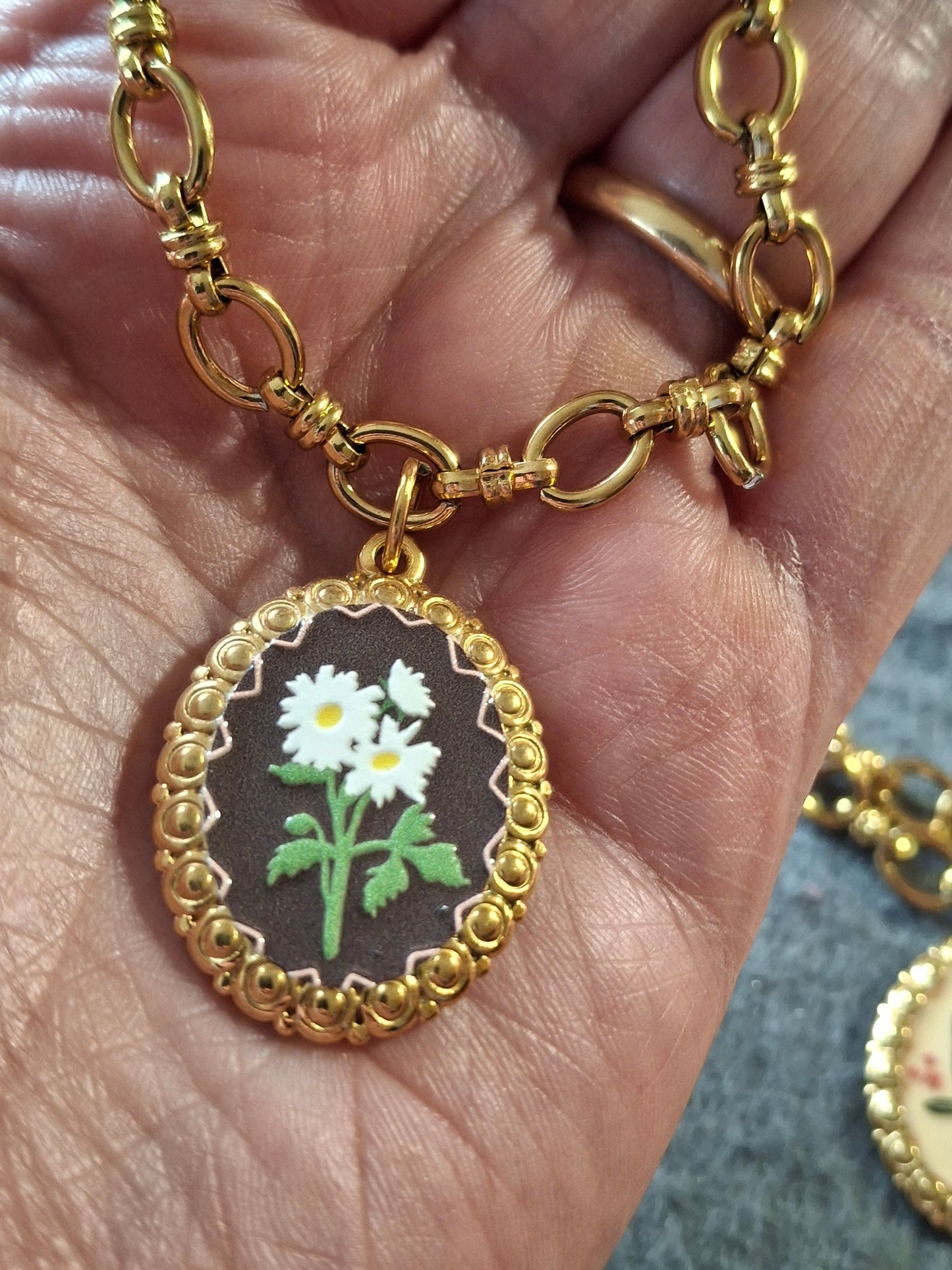 Bracelet maille gourmette acier inoxydable stainless steel 316 et grand pendentif stainless steel 316 style rétro sur mesure