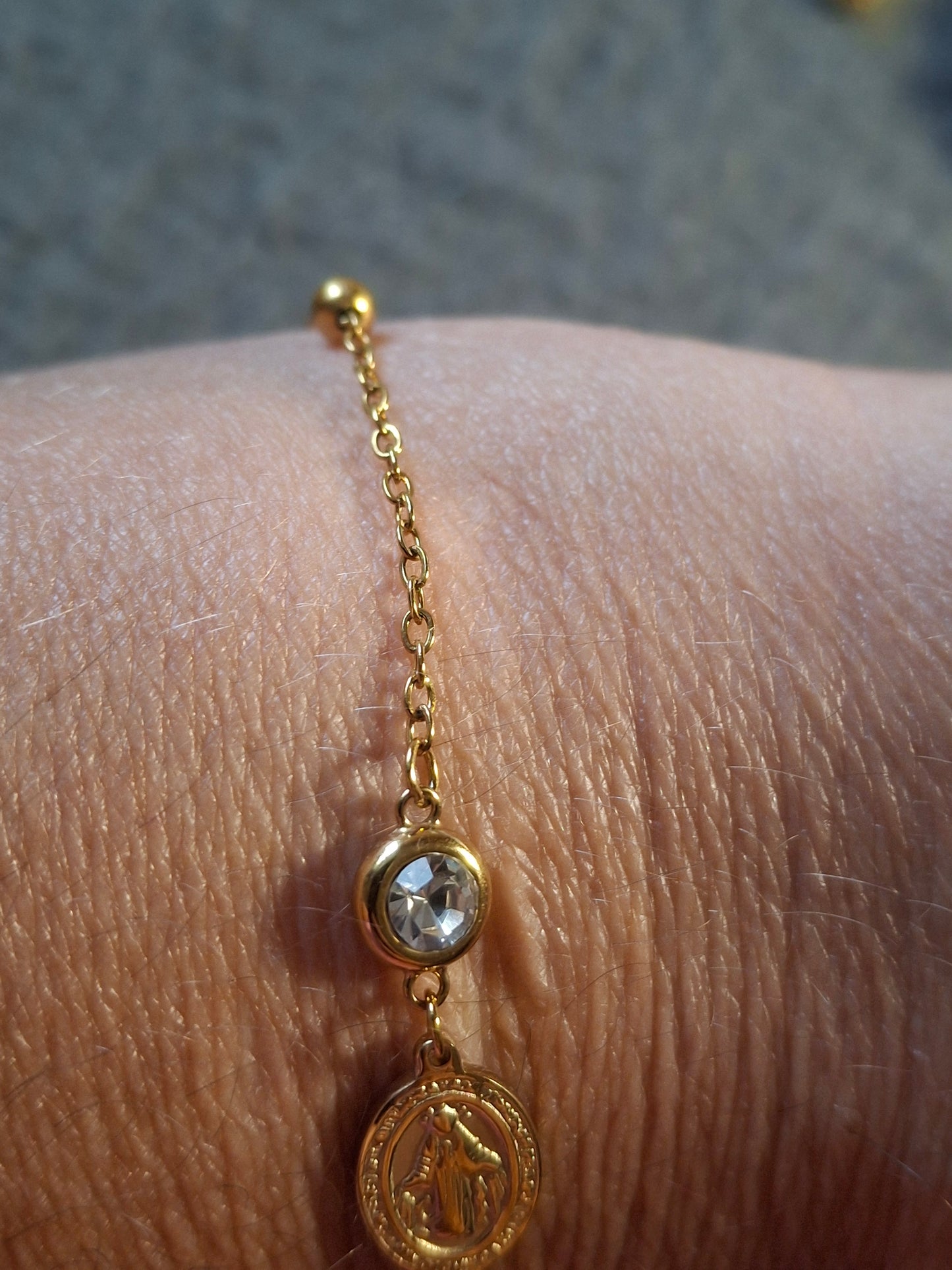 Bracelet chaîne acier inoxydable stainless steel 316 connecteur cristal blanc et madone stainless steel 316 handmade sur mesure