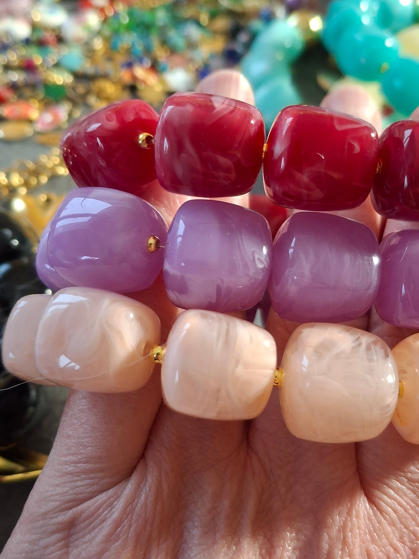 Bracelet perles en acrylique coloré élastique