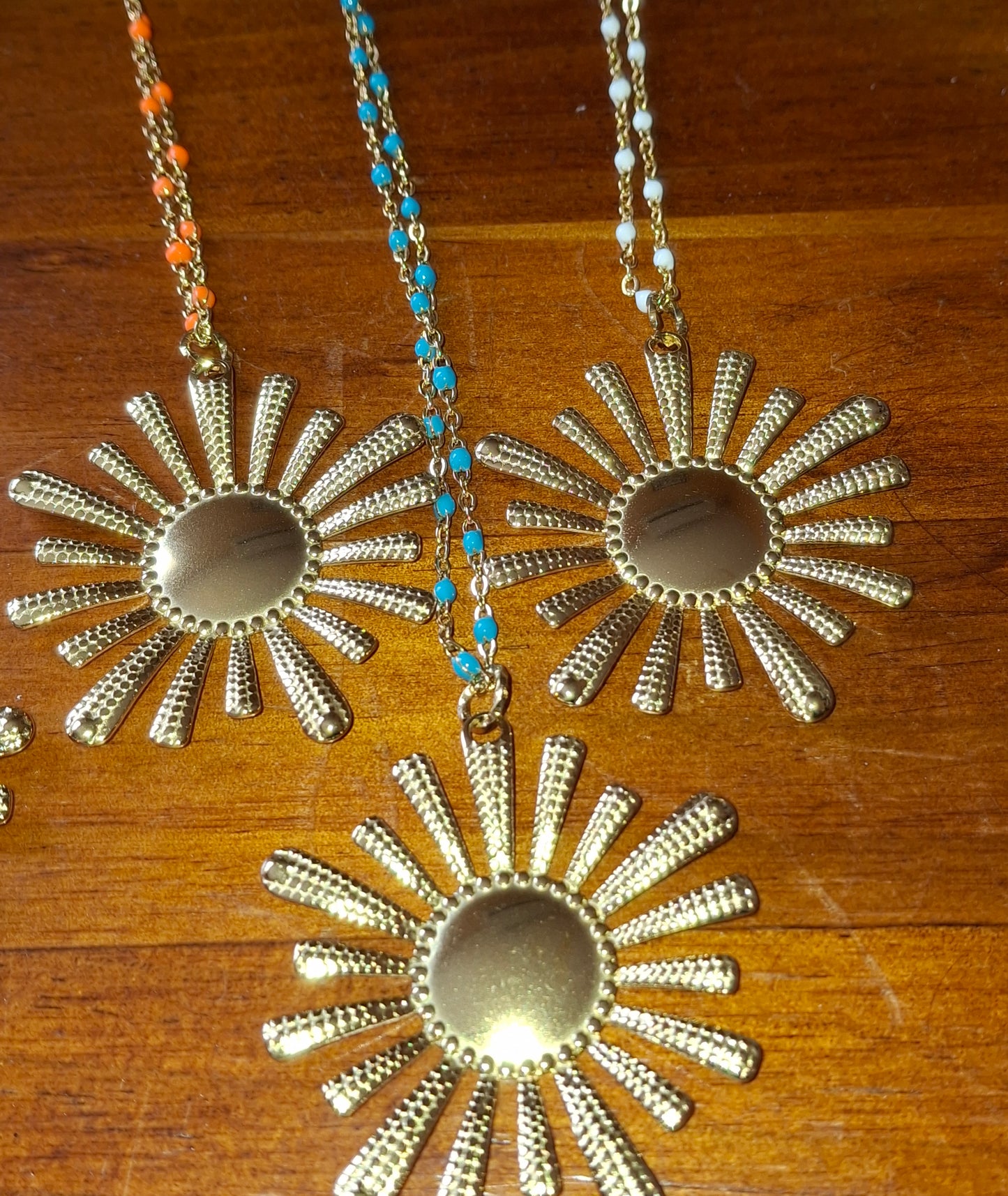 Long necklace with gold stainless steel chain and XXL sun pendant