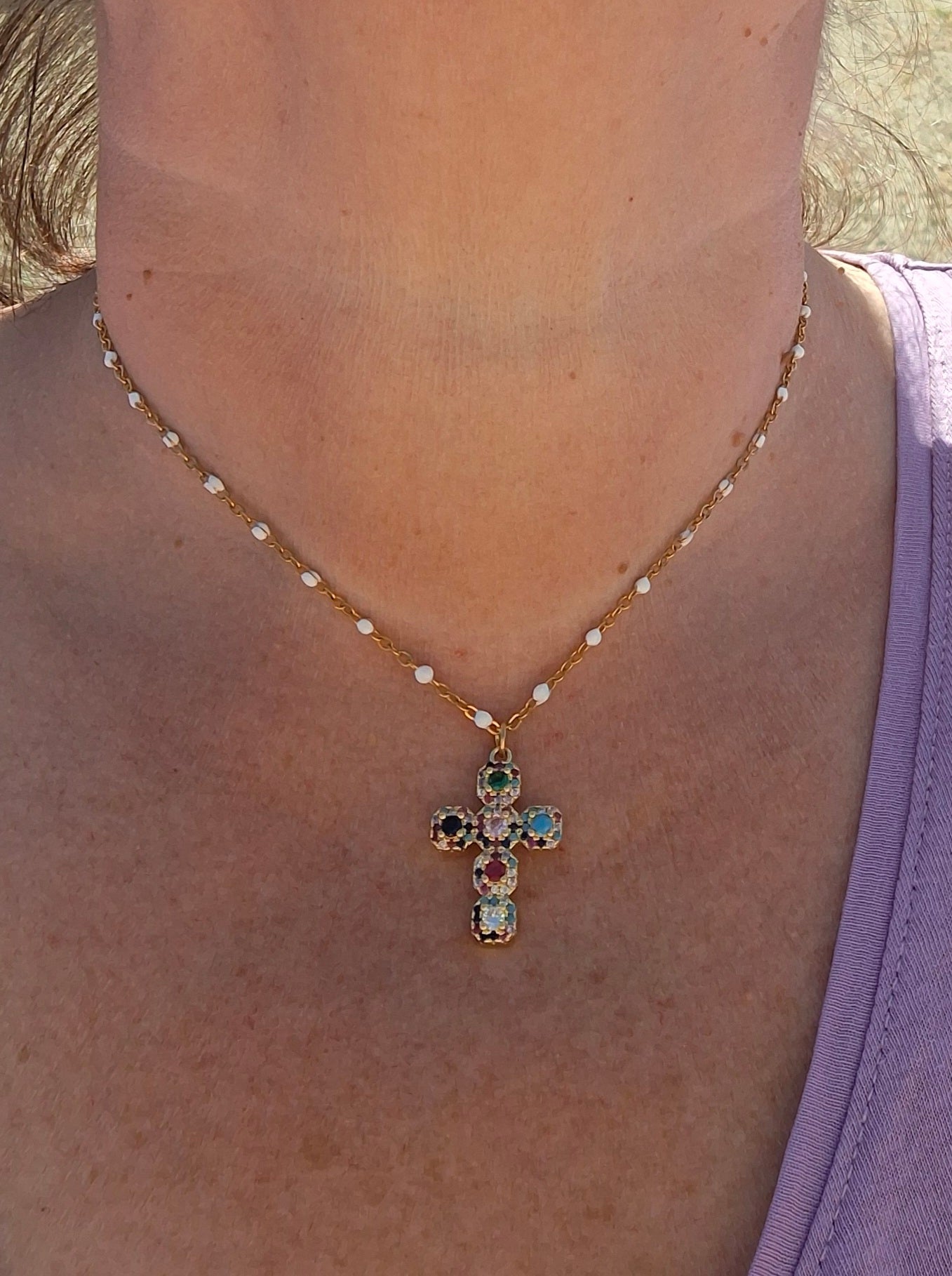 Collier chaîne dorée acier inoxydable stainless steel pendentif croix plaqué or 18K