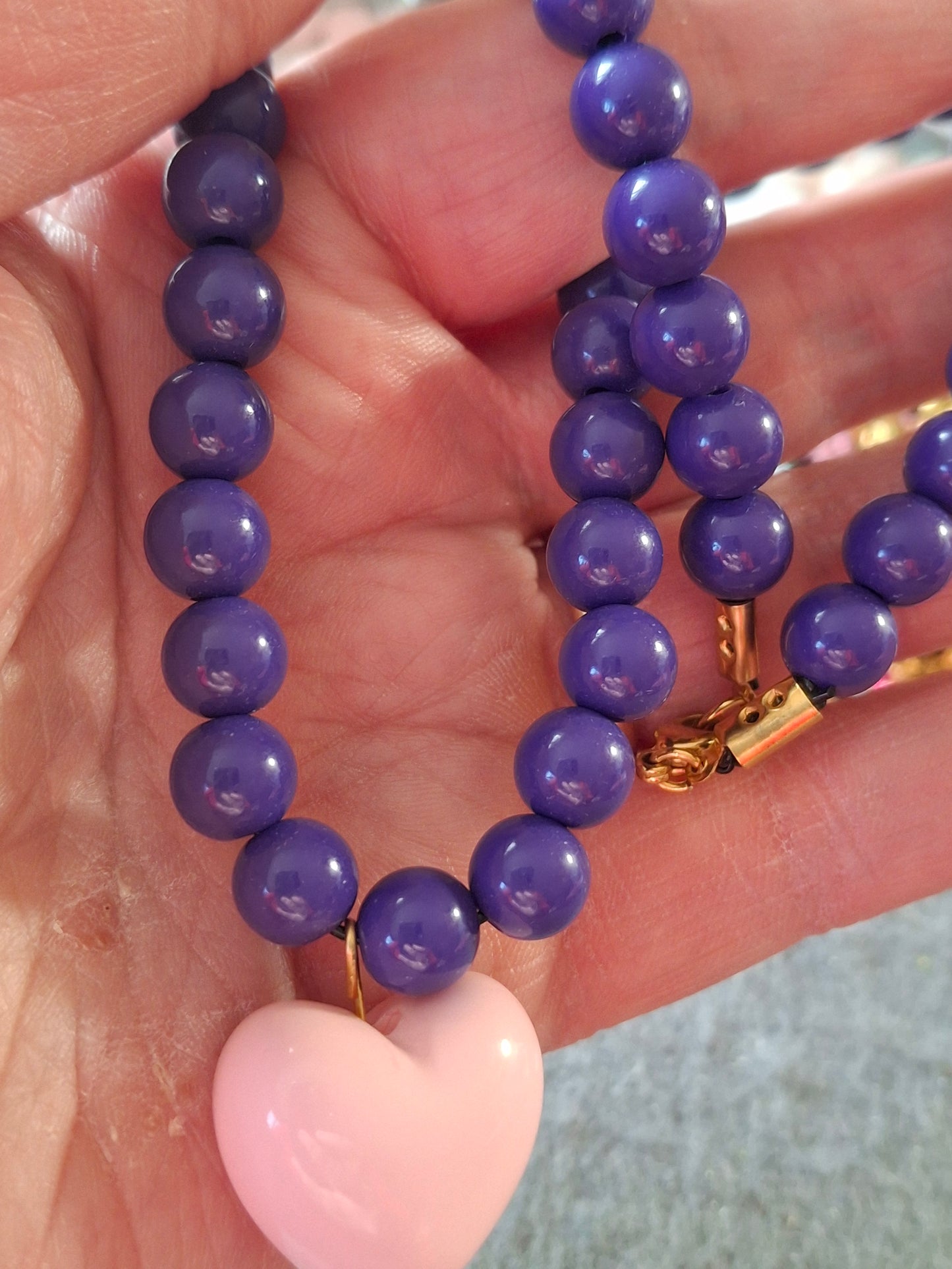 Collier perles acrylique et coeur handmade