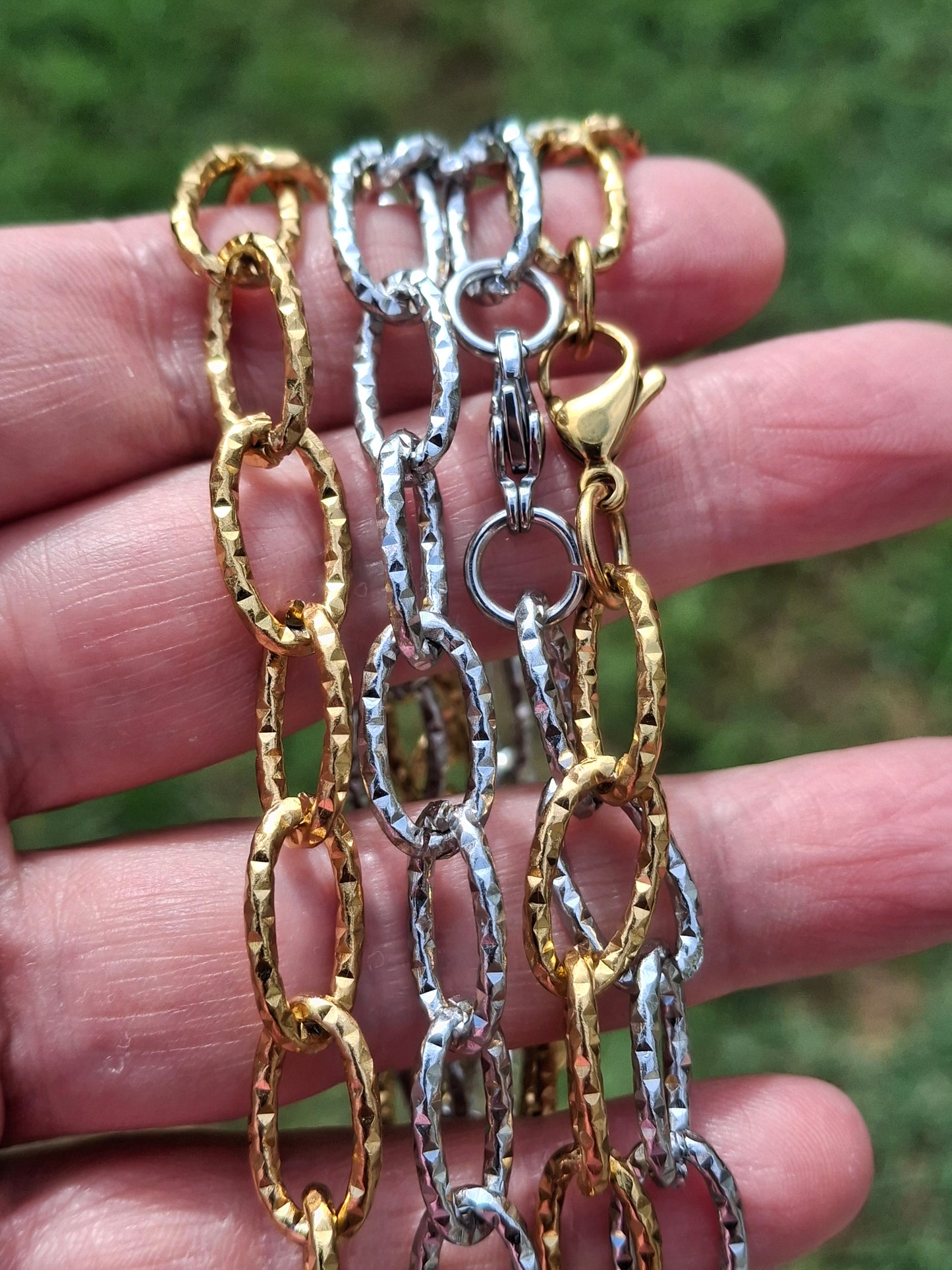 Collier choker chaîne dorée acier inoxydable stainless steel 316 de très belle qualité