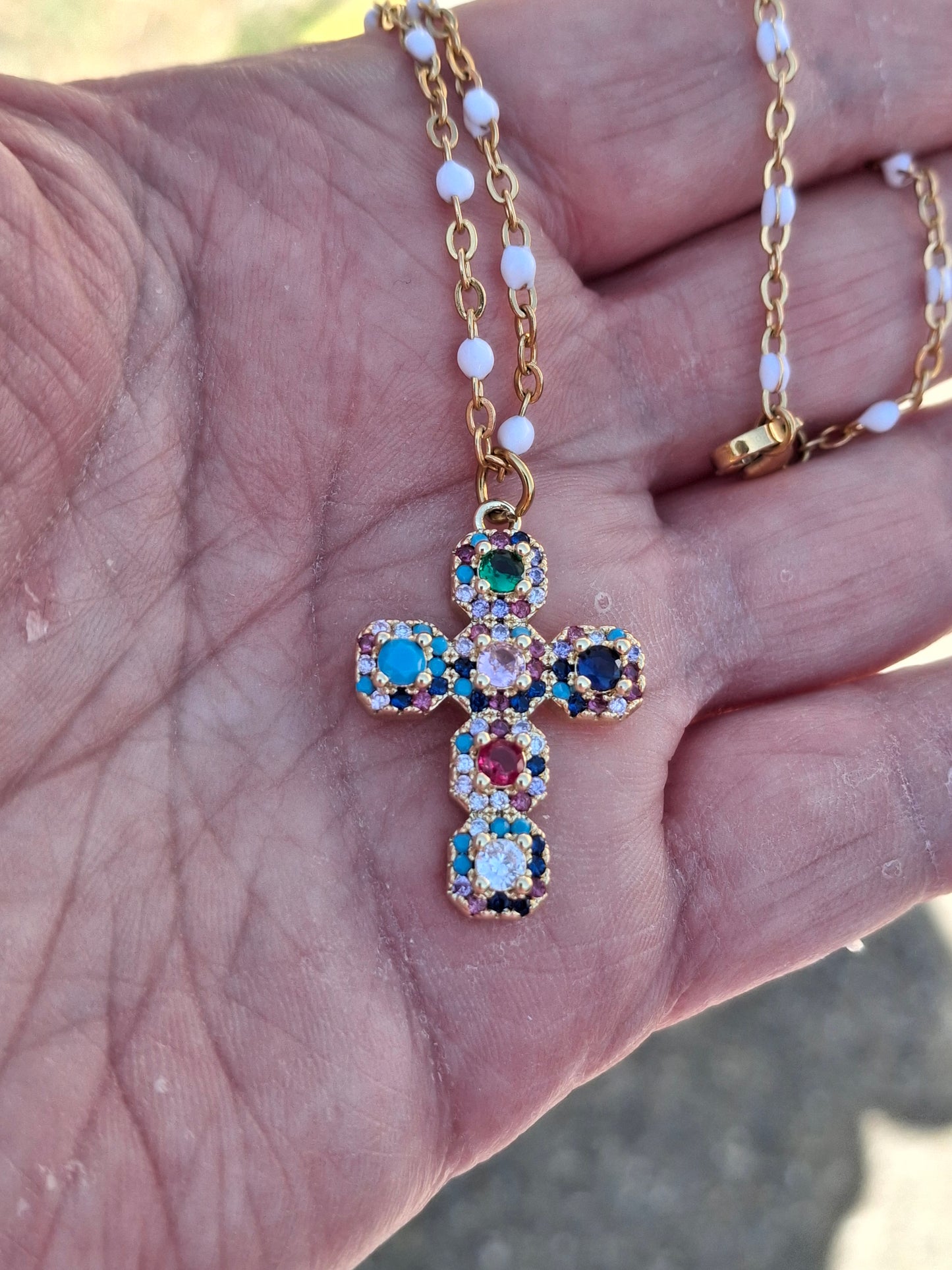 Collier chaîne dorée acier inoxydable stainless steel pendentif croix plaqué or 18K