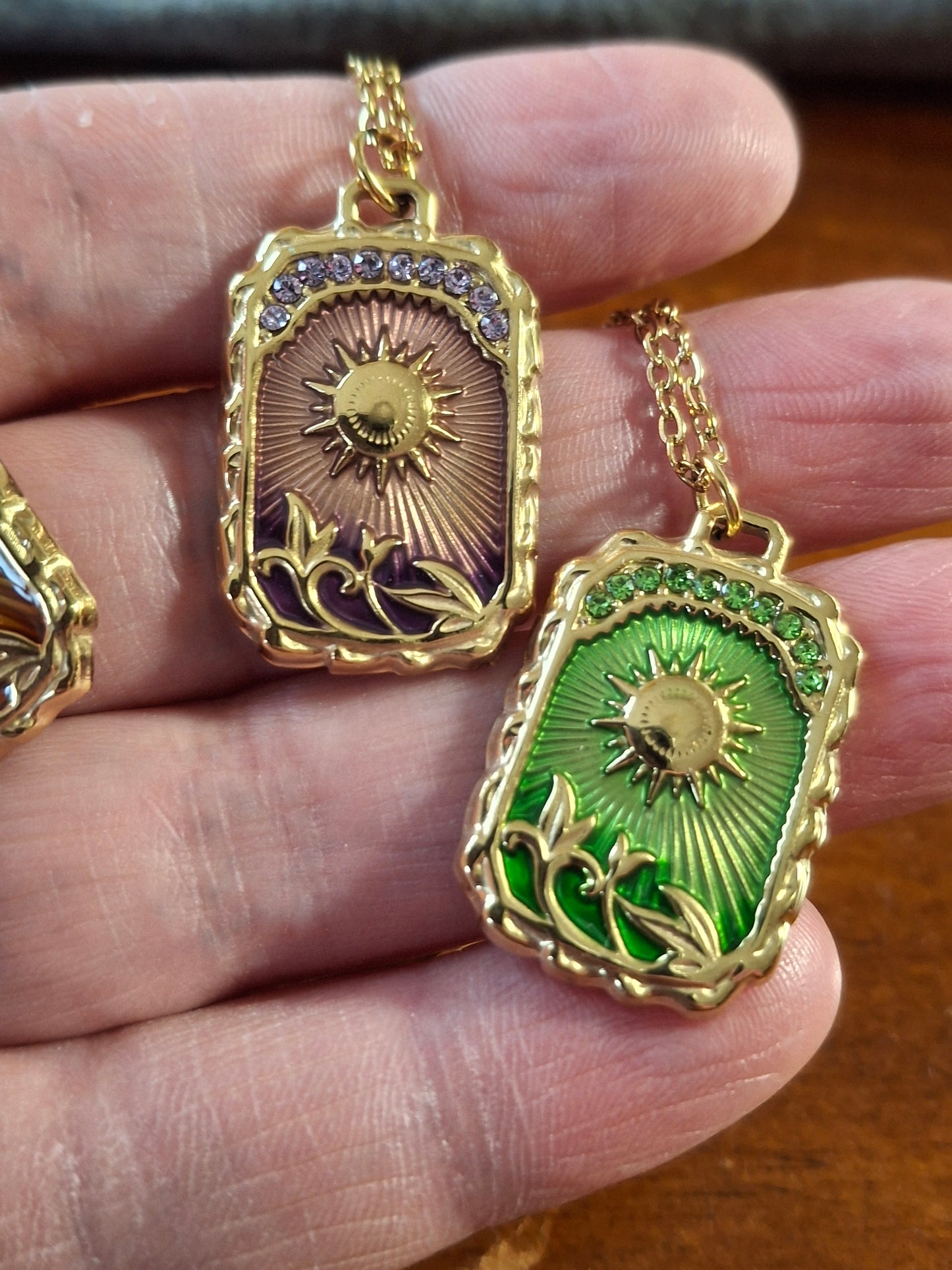 Collier chaîne dorée acier inoxydable stainless steel pendentif stainless steel