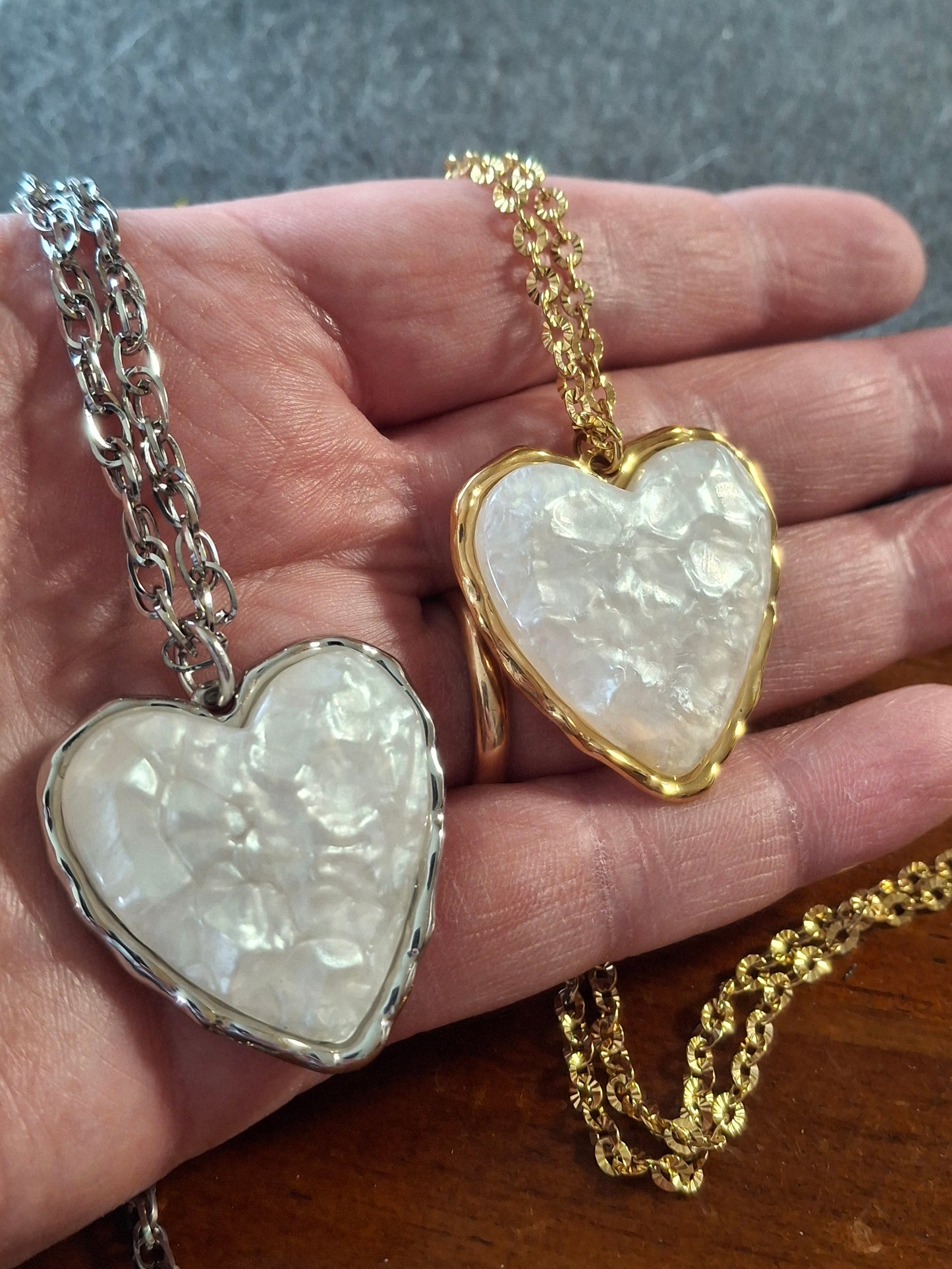 Halskette goldfarbene Kette Edelstahl 316 und Herz Edelstahl 316