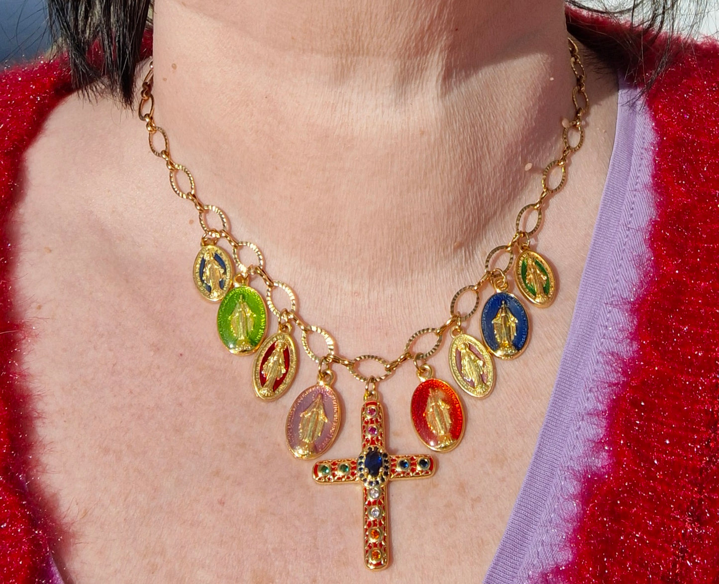 Collier chaîne dorée acier inoxydable stainless steel croix bohème et breloques handmade réglable ajustable