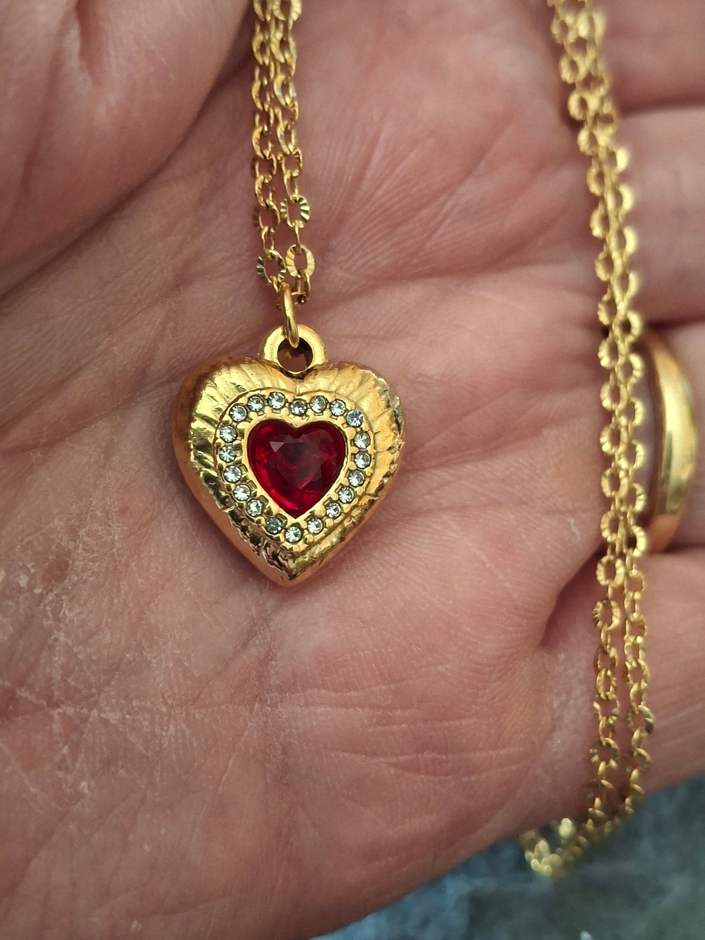 Halskette goldfarbene Edelstahlkette 316, Herzanhänger Edelstahl 316 mit Zirkonia