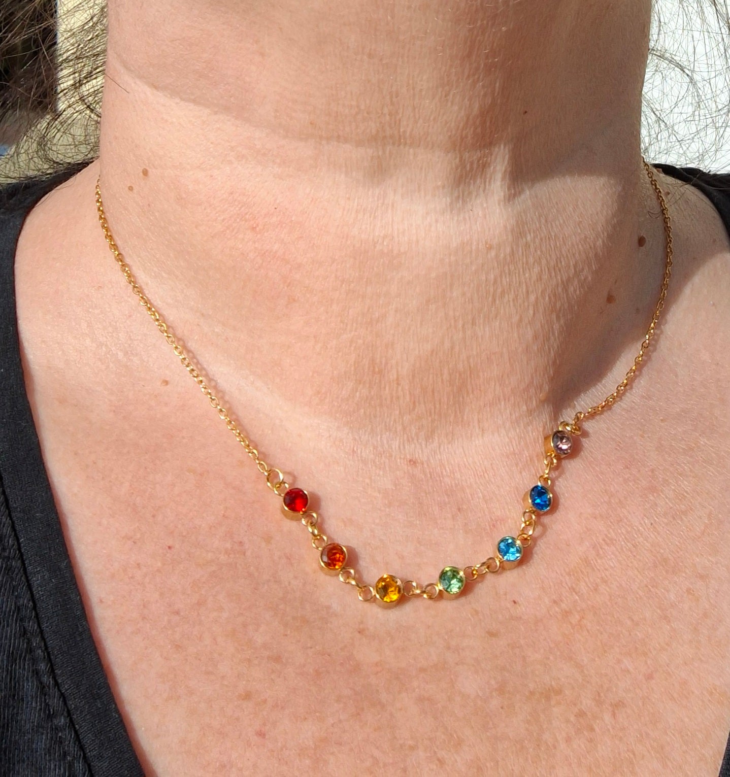 Halskette aus Edelstahl 316 und 7-Chakra-Kristallen