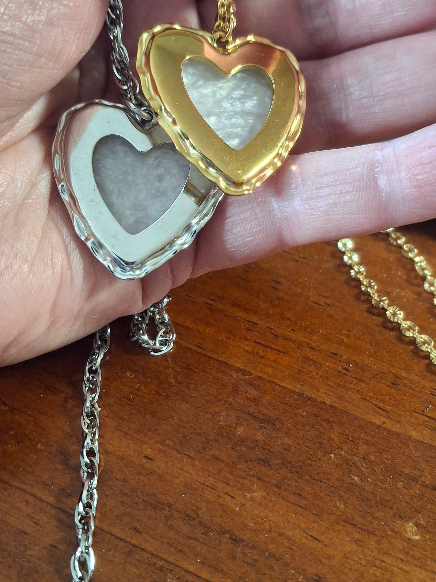 Halskette goldfarbene Kette Edelstahl 316 und Herz Edelstahl 316