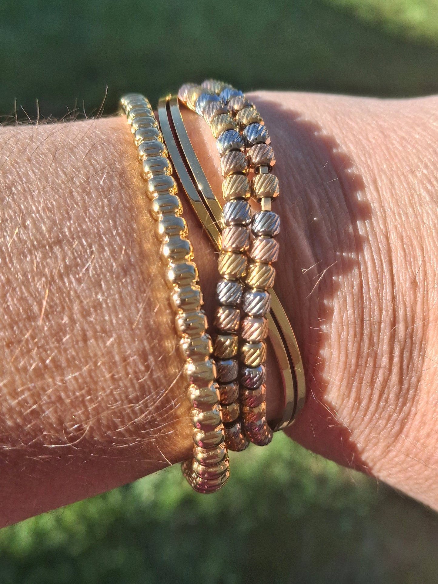 Schönes, steifes Armband aus hochwertigem Edelstahl 316.