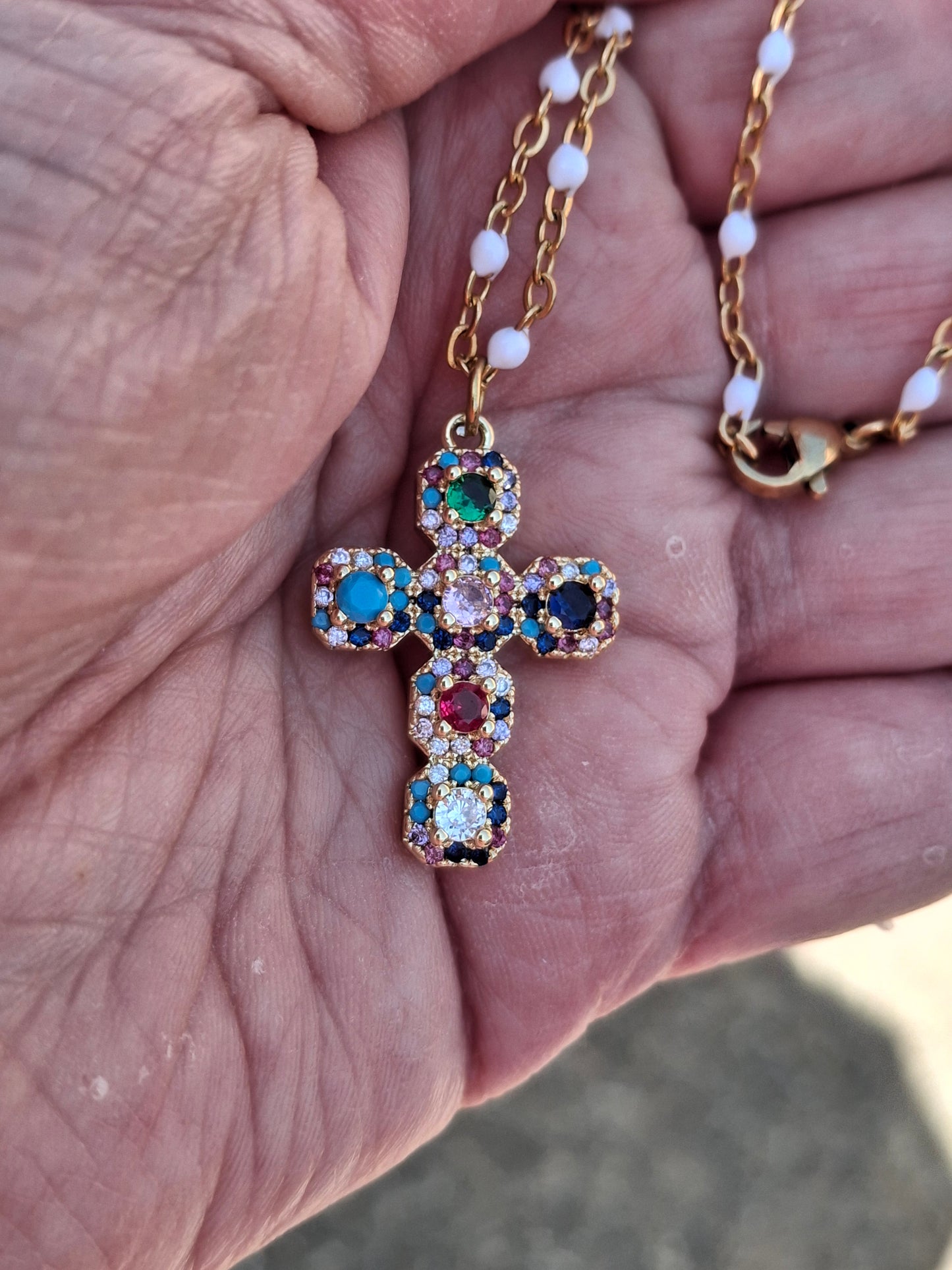 Collier chaîne dorée acier inoxydable stainless steel pendentif croix plaqué or 18K