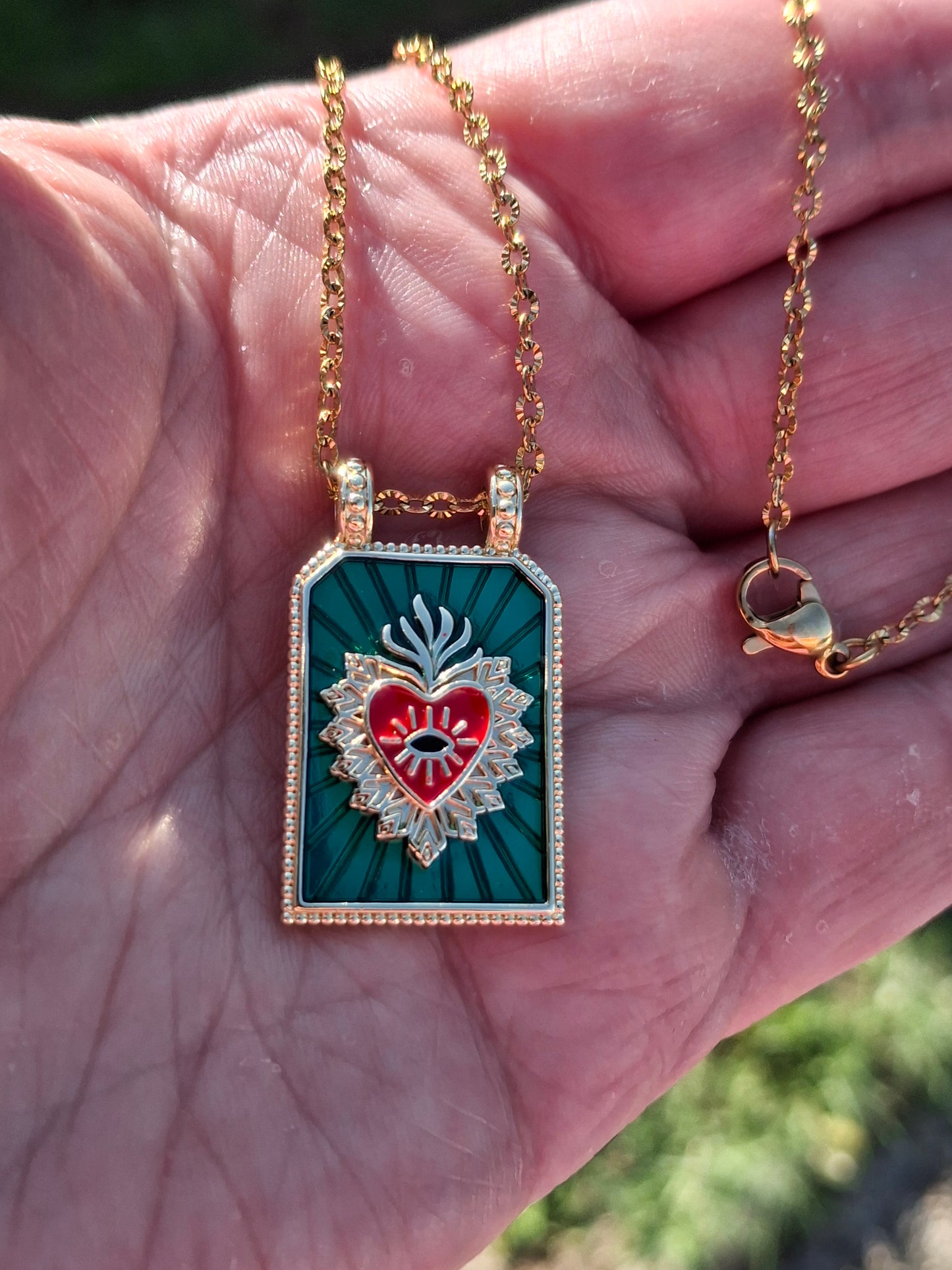 Collier chaîne dorée acier inoxydable stainless steel 316, carte de tarot, talisman, œil de Turquie