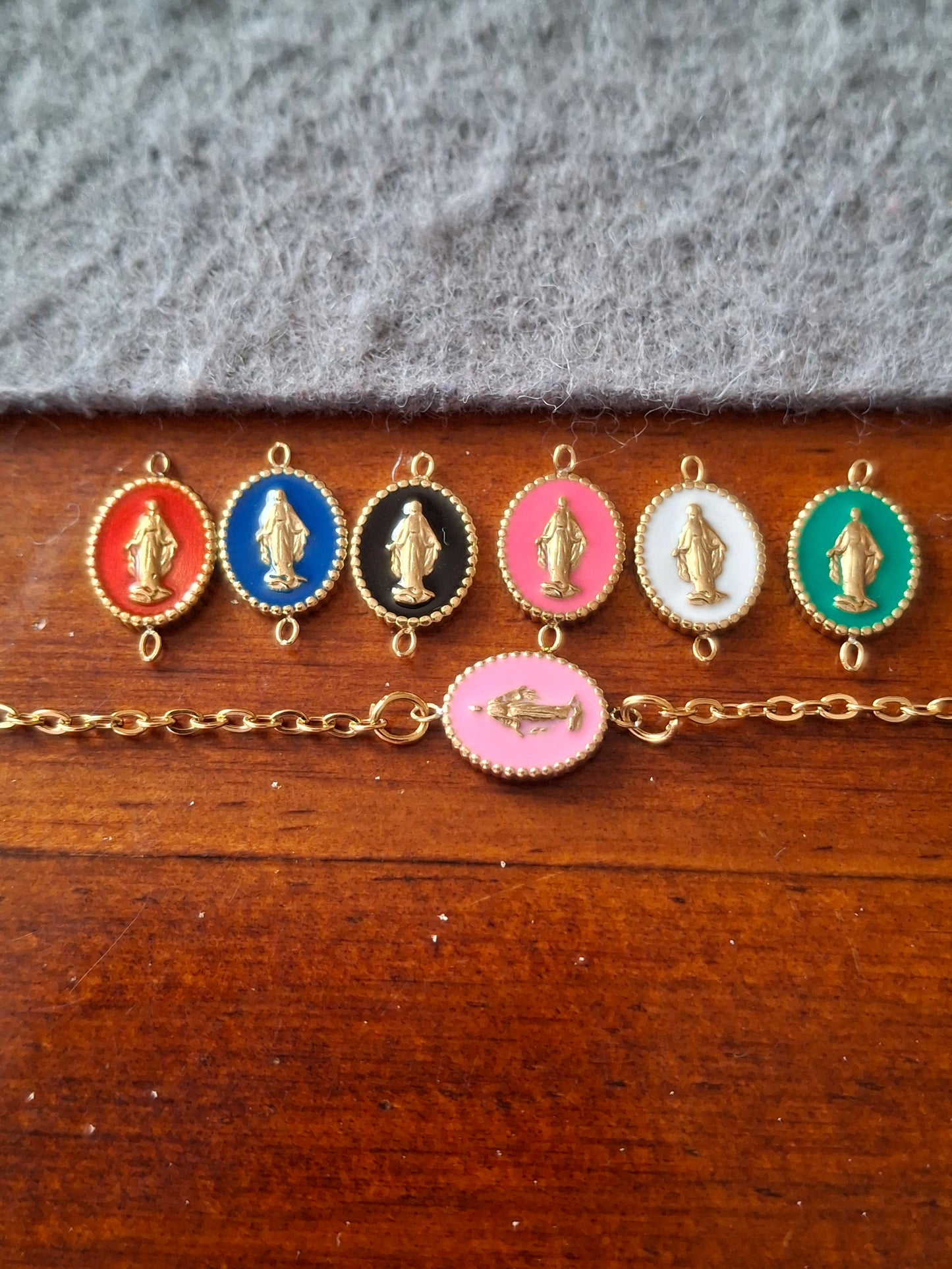 Bracelet chaîne acier inoxydable stainless steel 316 madone stainless steel 316 plaqué or sur mesure