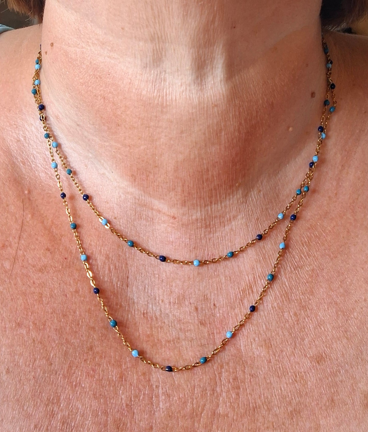 Collier chaîne dorée acier inoxydable stainless steel 316 et perles en email