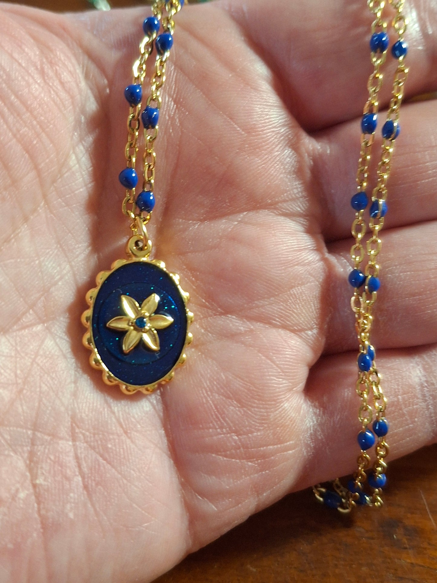 Collier chaîne dorée acier inoxydable Pendentif stainless steel poli