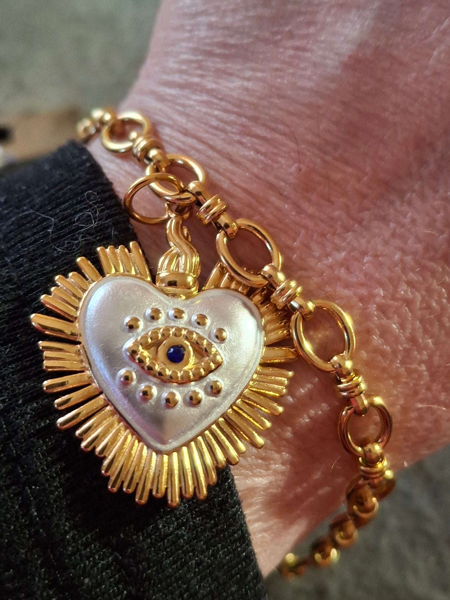 Bracelet maille gourmette grand pendentif coeur stainless steel 316 œil de Turquie sur mesure réglable