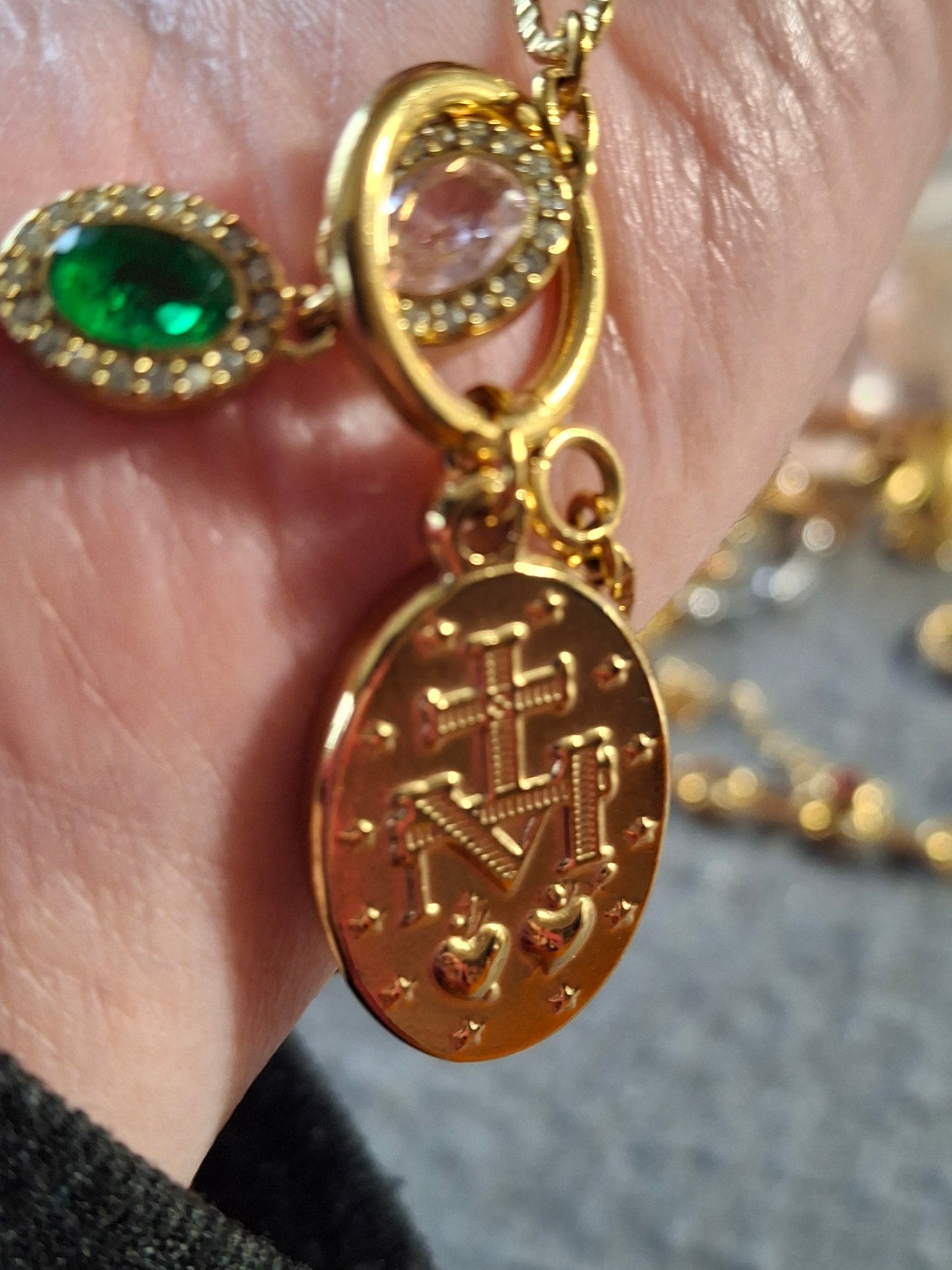 Armband Kette Edelstahl 316 von höchster Qualität, Kristall mit Zirkonia besetzt, Madonnenanhänger Edelstahl 316, handgefertigt, nur auf Maß