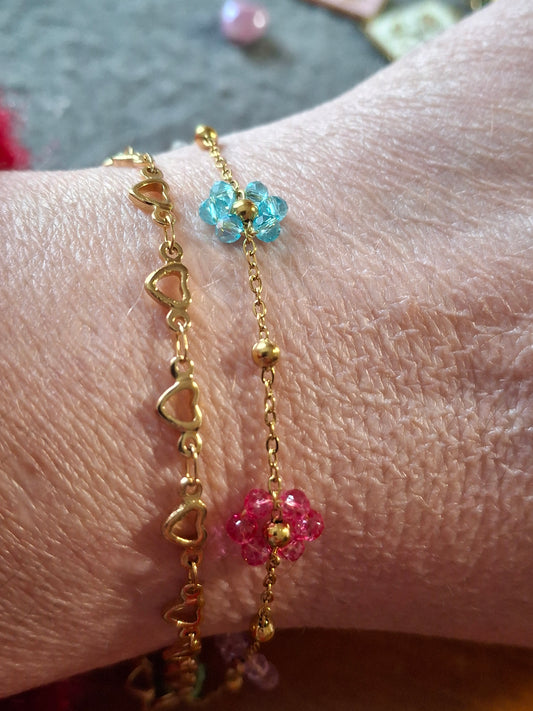 Bracelet double rang chaîne dorée acier inoxydable stainless steel motif fleurs et cœurs uniquement sur mesure