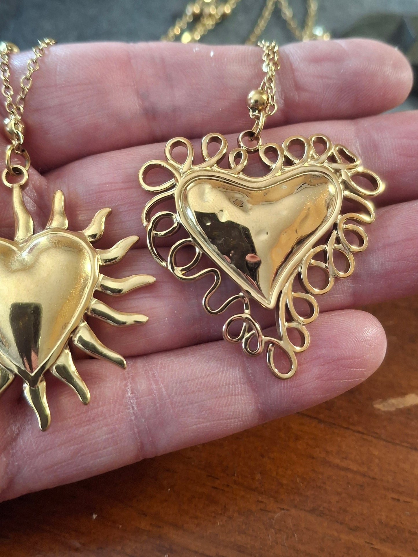 Halskette, lange Kette aus Edelstahl 316 und großer Herzanhänger aus Edelstahl 316